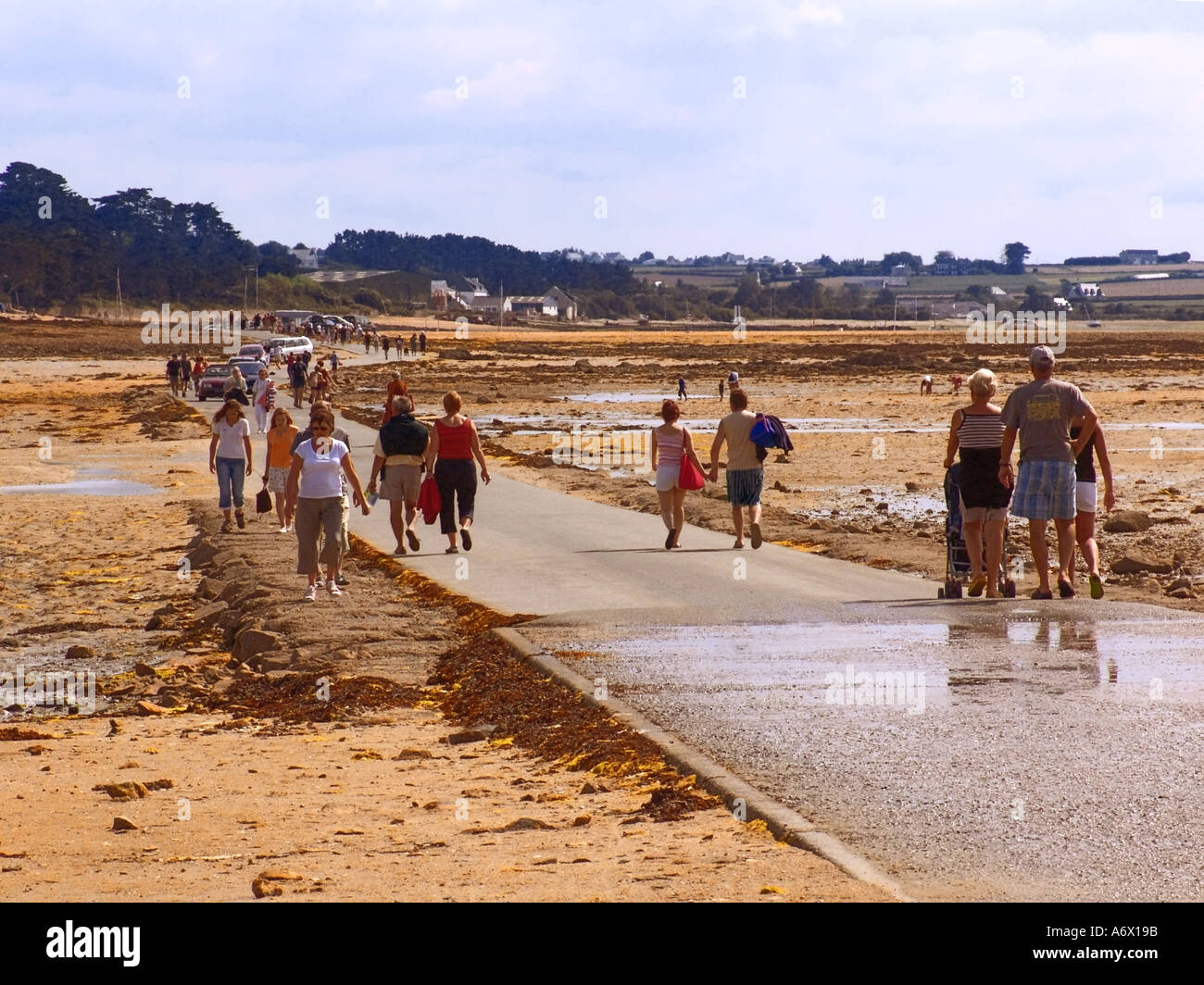 france brittany finistere carantec causeway to ille callot Stock Photo