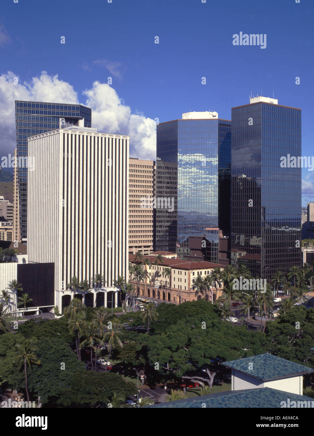Downtown hawaii hi-res stock photography and images - Alamy