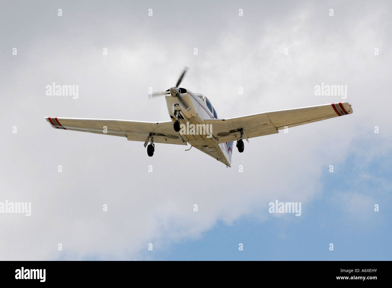 Single engine aircraft hires stock photography and images Alamy