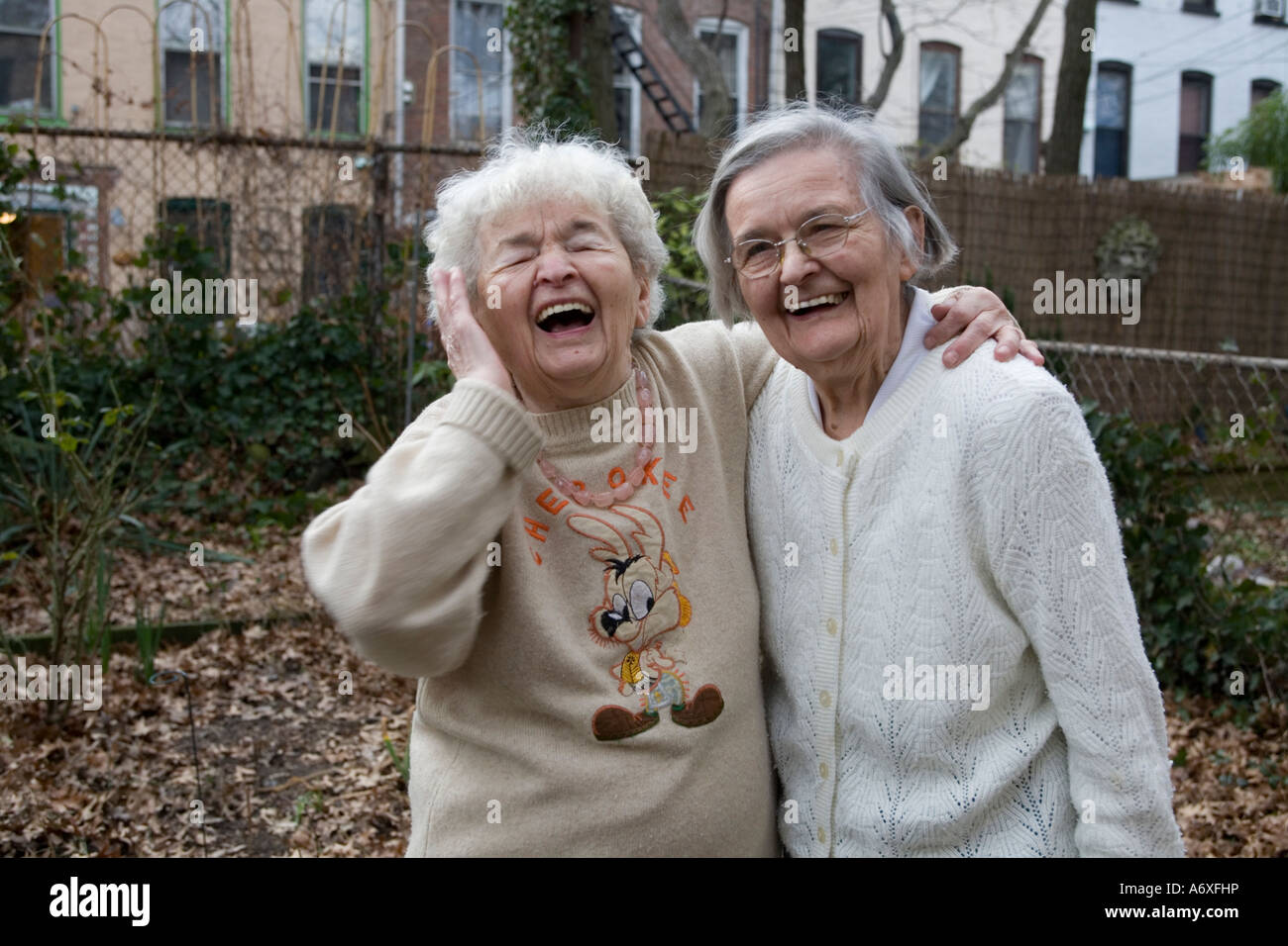 Sisters, 93 (L) and 90 years old Stock Photo