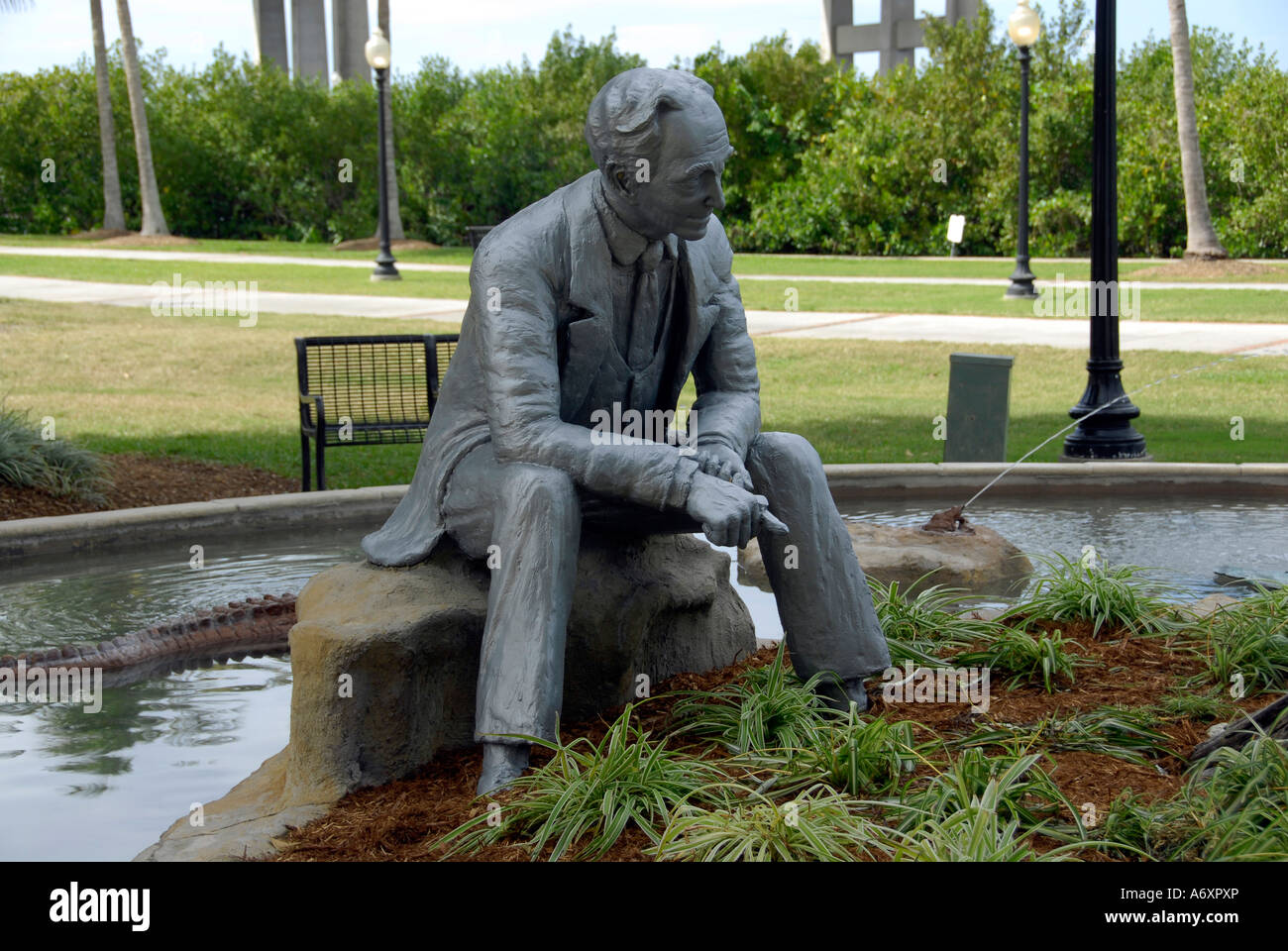 Uncommon Friends statue of Henry Ford Thomas Edison and Harvey Firestone in the Centennial Park downtown Ft Fort Myers Florida F Stock Photo