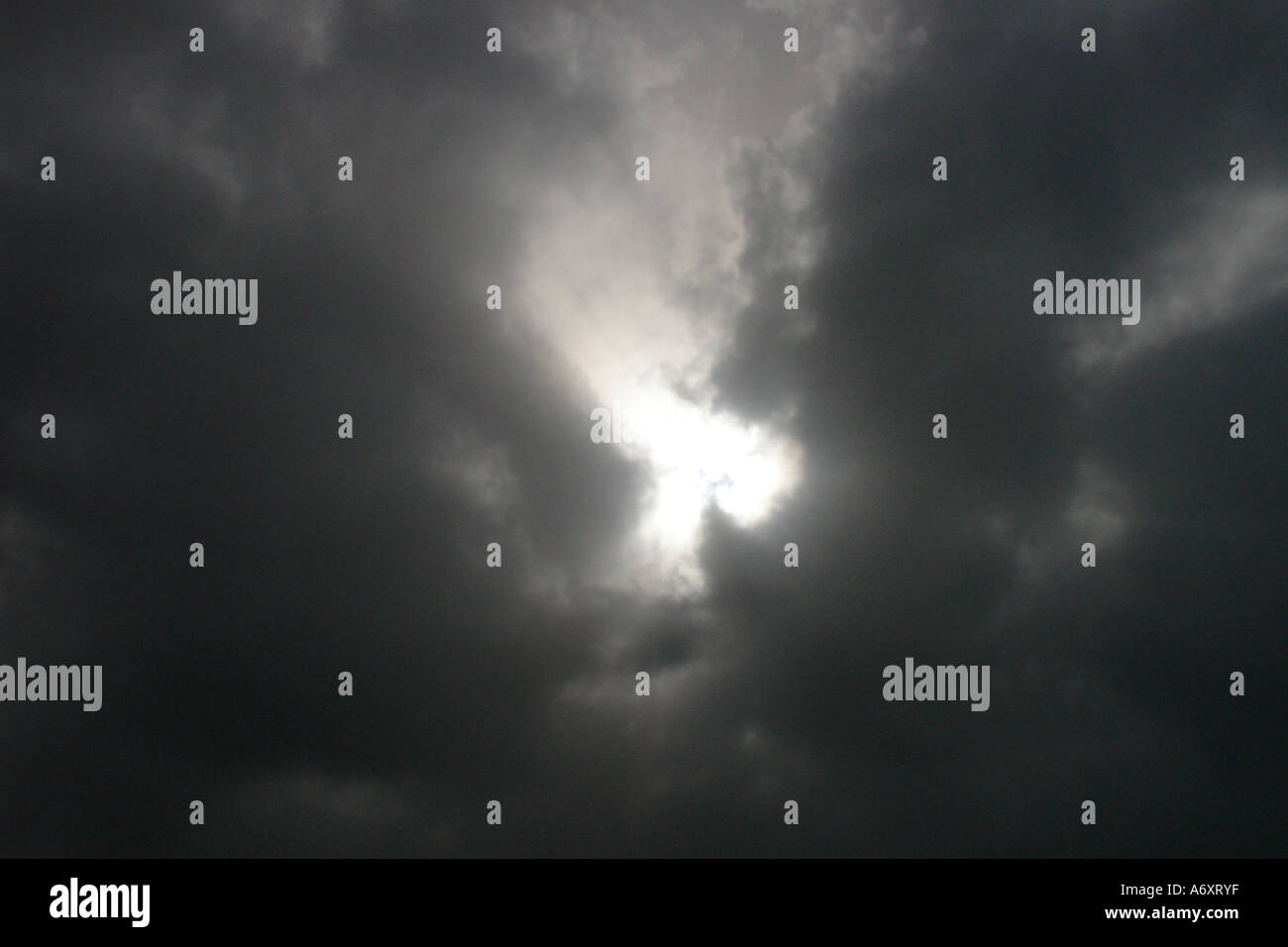 Nimbostratus cloud winter hires stock photography and images Alamy