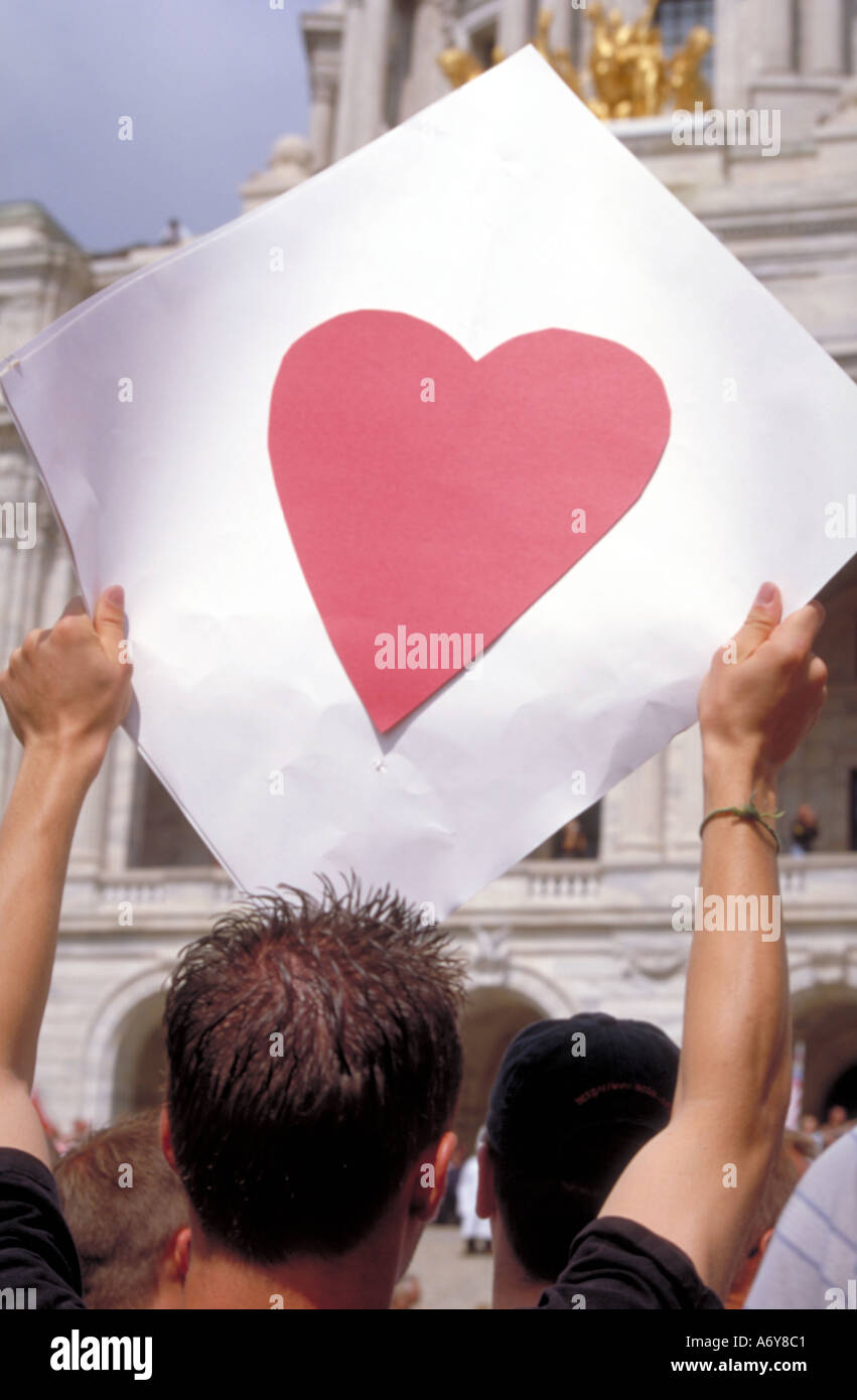 Love sign symbol hi-res stock photography and images - Alamy
