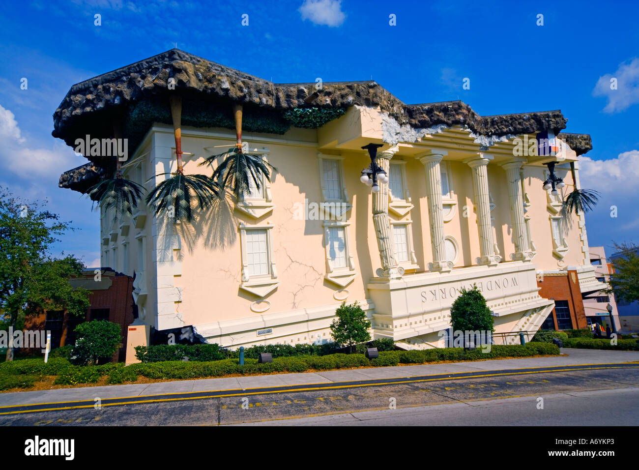 Upside down house orlando hi-res stock photography and images - Alamy