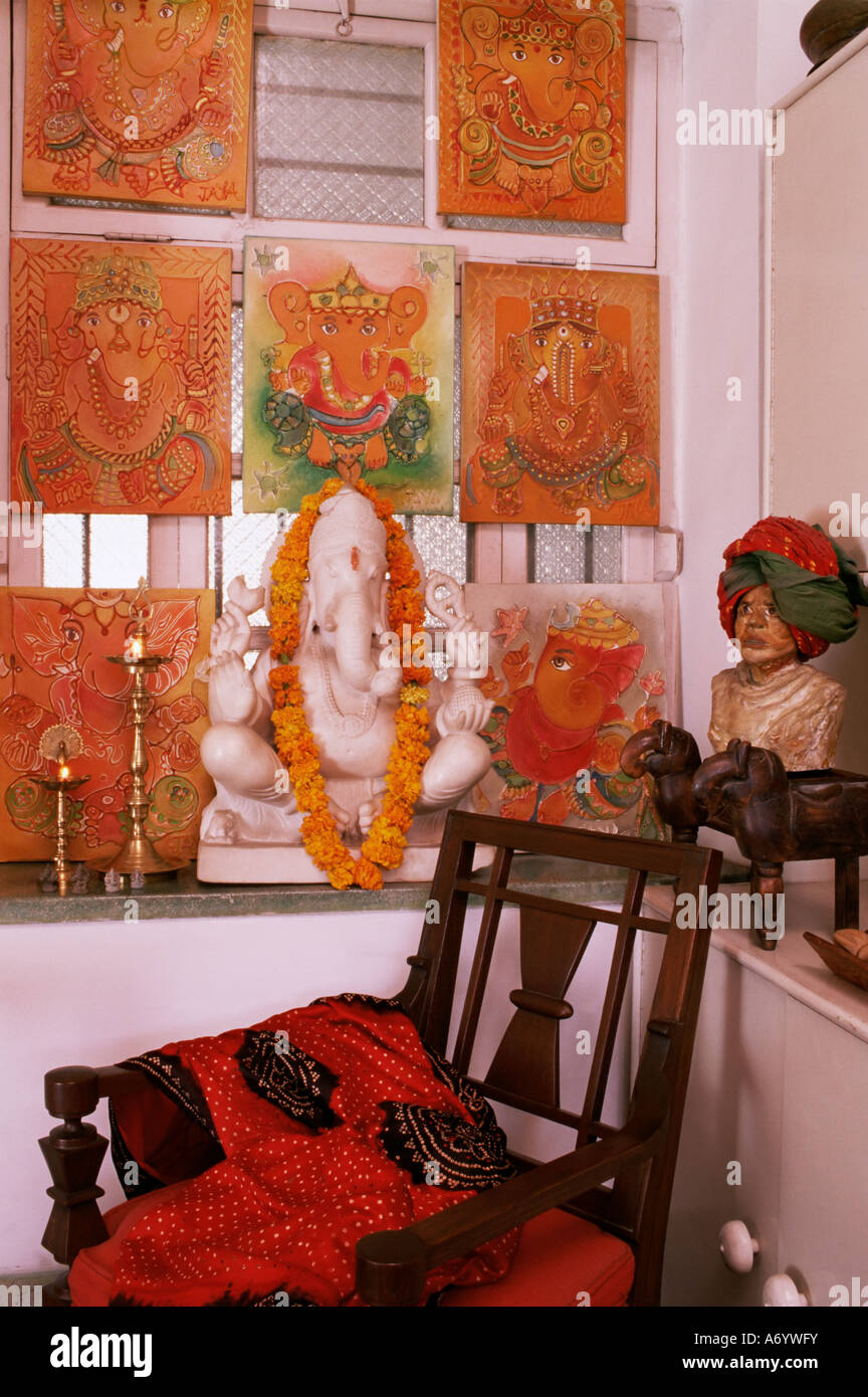 Paintings by Jaya Rastogi Wheaton in Artists house in Jaipur Rajasthan