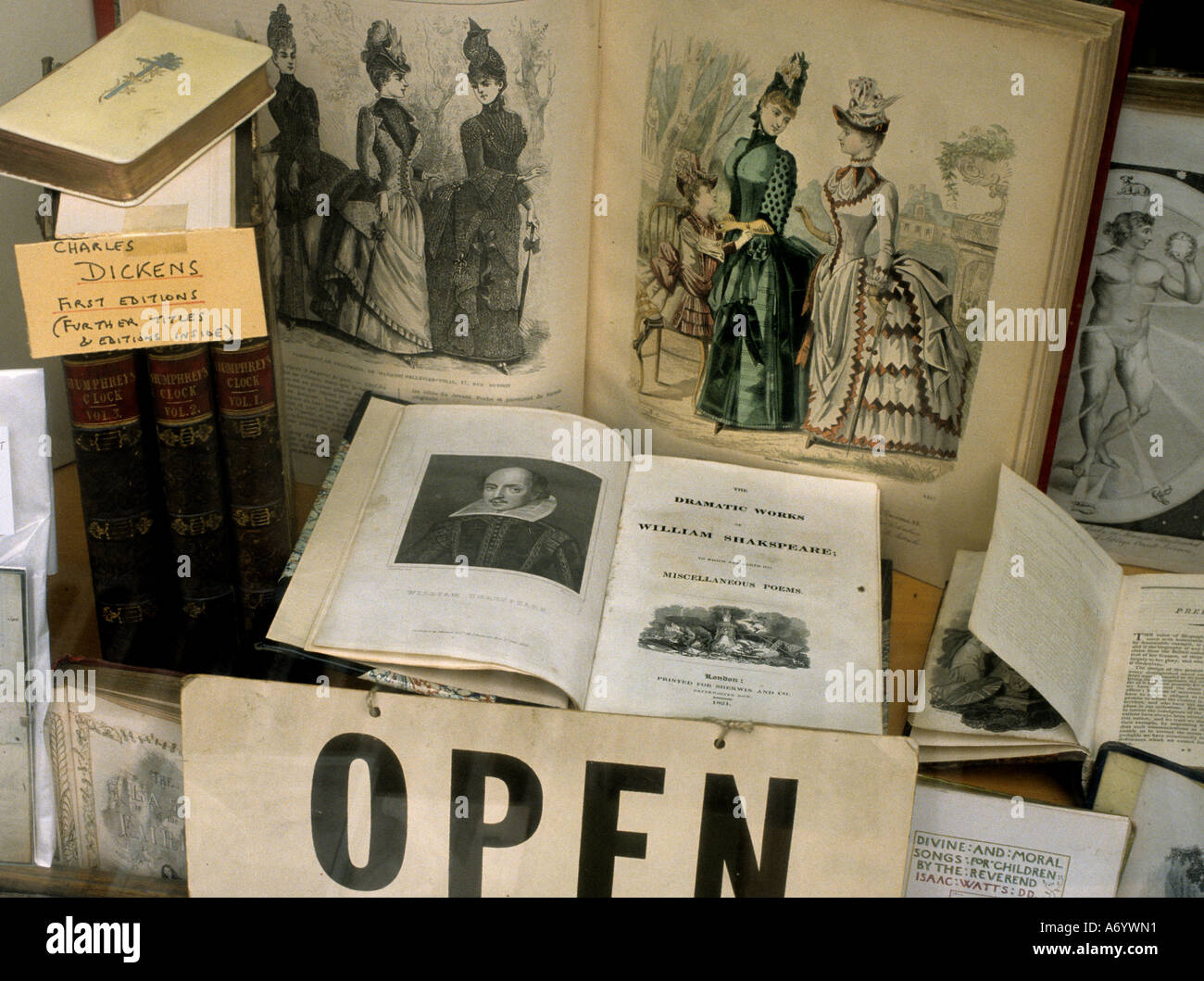 Book shop signs hires stock photography and images Alamy