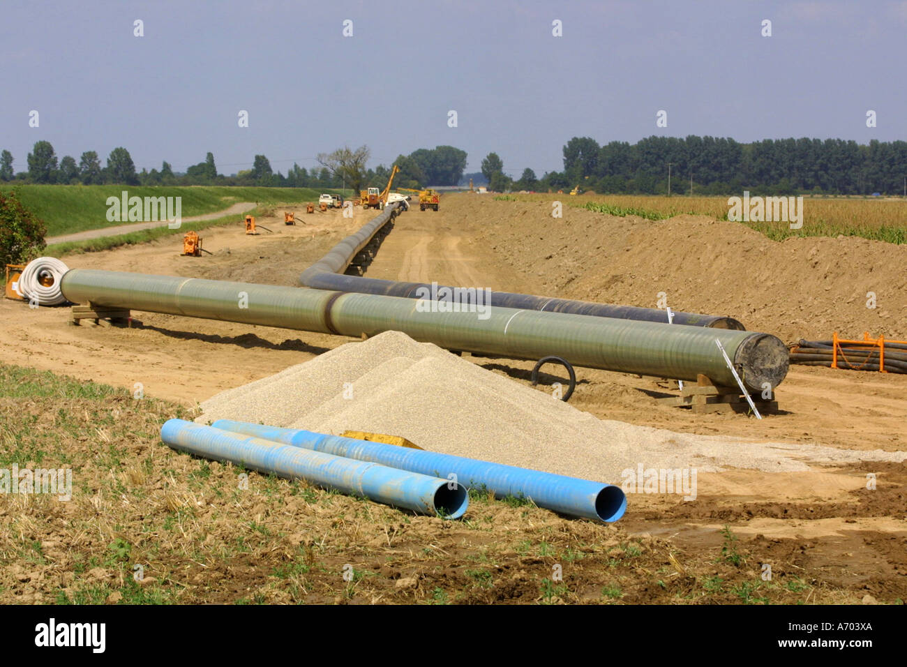 Mannheim, DEU, 23.08.2001, building of a Gaspipeline, natural gas pipeline in the Rhine level Stock Photo