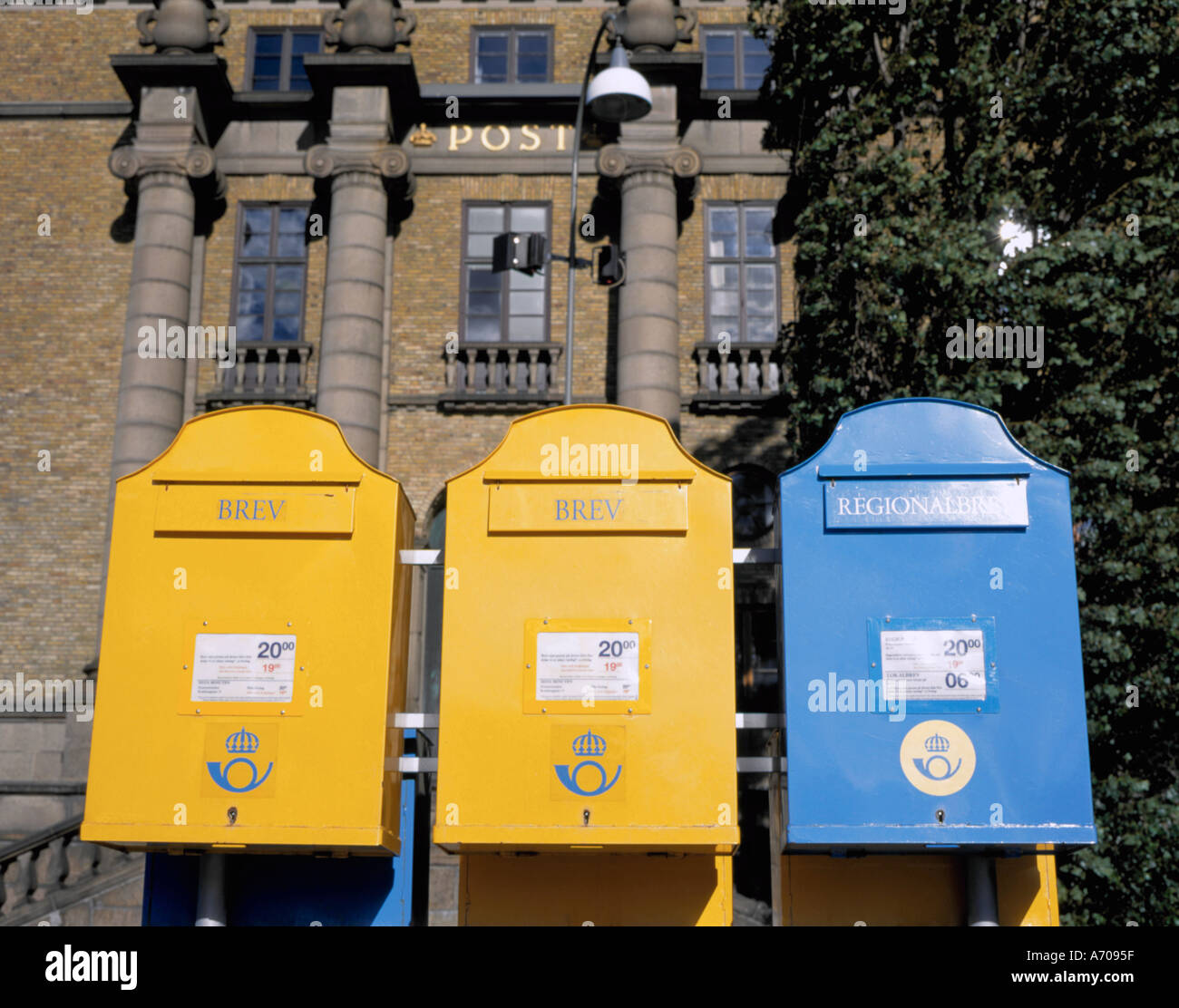 Post boxes with the Central Post Office beyond, Drottningtorget, Göteborg ( Gothenburg), Sweden Stock Photo - Alamy