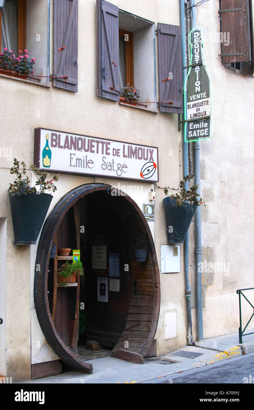 Tasting Blanquette De Limoux Emile Satge Town Of Limoux Limoux Languedoc The Wine Shop And Tasting Room France Europe Bottle Stock Photo Alamy Tasting Blanquette De Limoux Emile Satge Town Of Limoux Limoux Languedoc The Wine Shop And Tasting Room France Europe Bottle Stock Photo Alamy