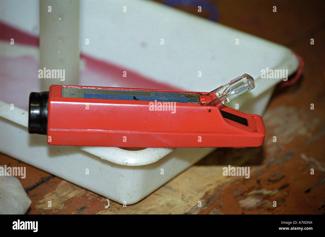 Refractometer to measure sugar contents and potential alcohol level by