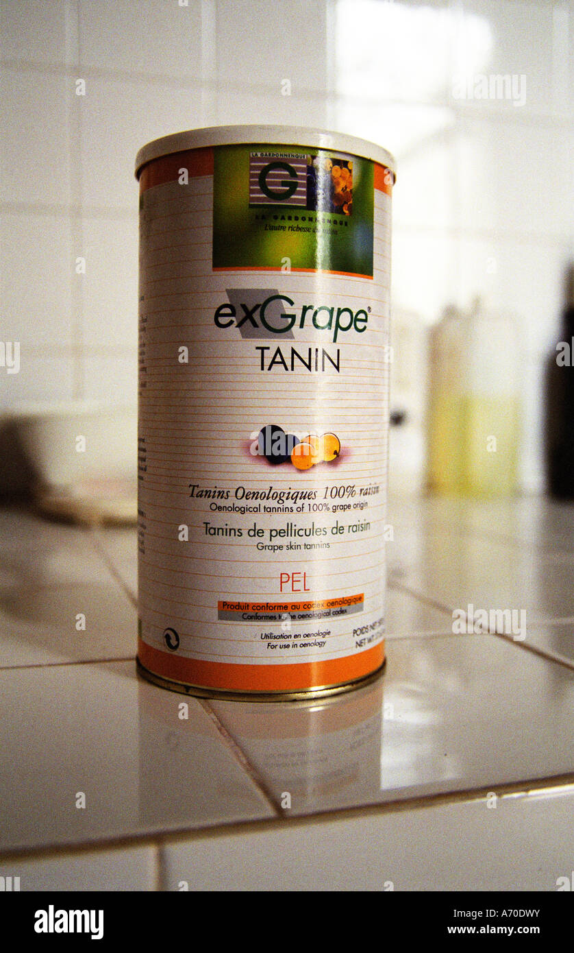 Tanin, grape tannin from grape skins, used as an additive sometimes in ...