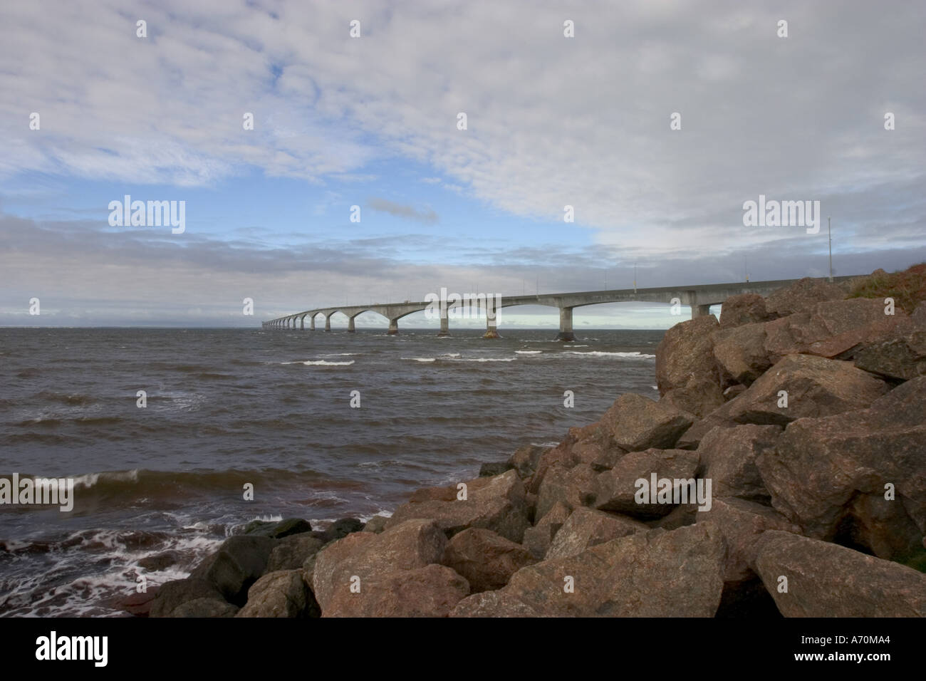 NA, Canada, Prince Edward Island, Borden-Carleton. Confederation Bridge linking PEI with New Brunswick. Stock Photo