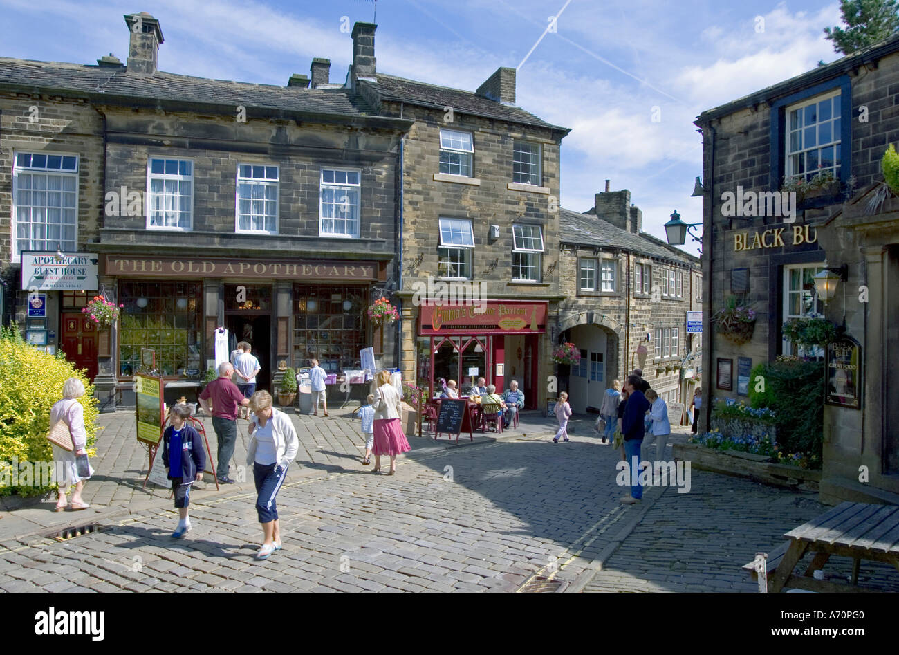 Haworth, GBR, 15.August.2005 - Bronte Parsonage, the old main street in ...