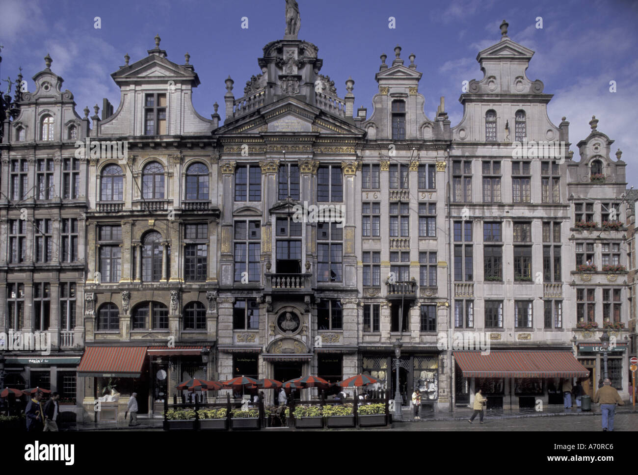 Europe, Brussels, Brabant, Belgium Grand Place, daytime: from L to R, Le Pigeon and La Chaloupe d'Or Guild halls Stock Photo