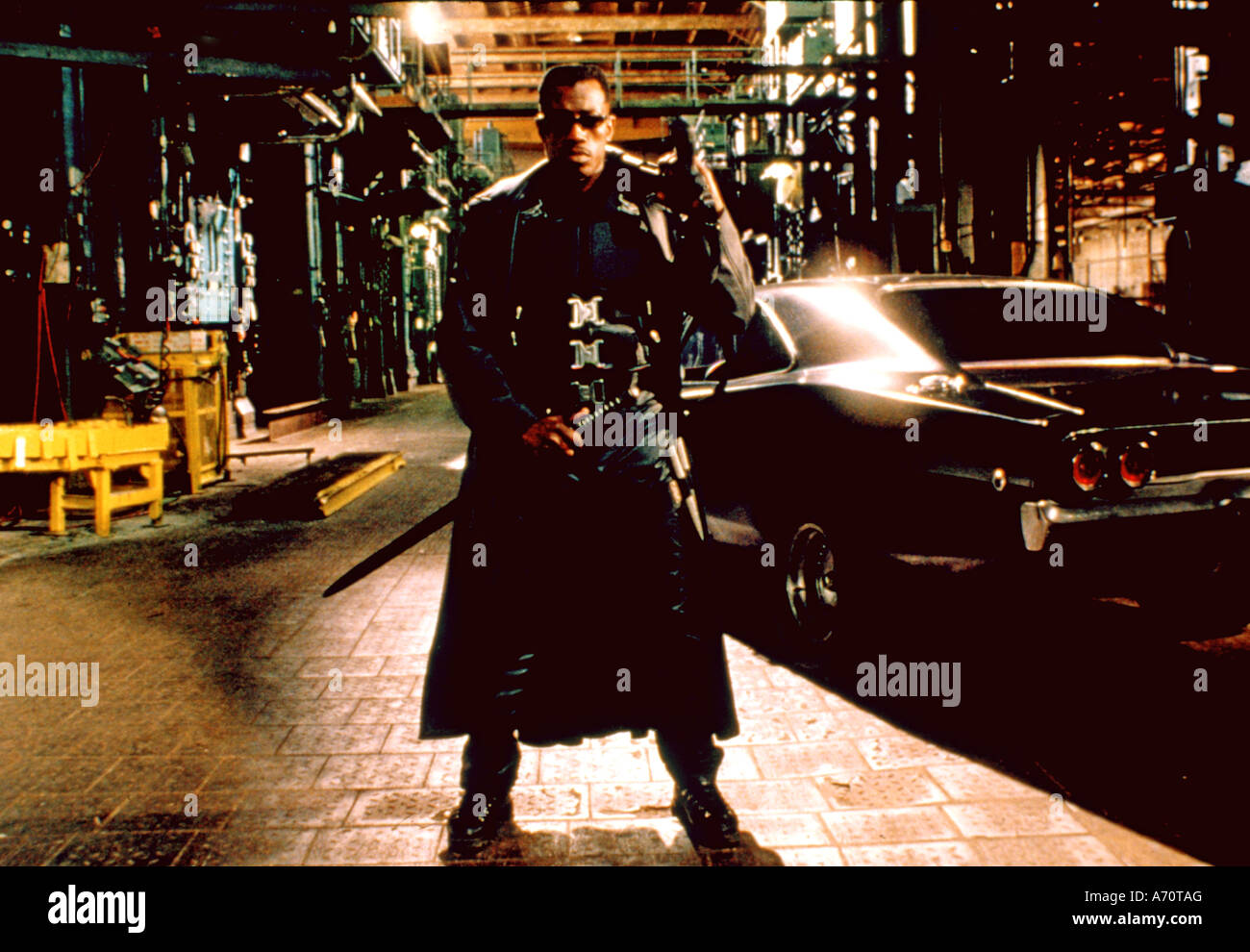 Blade 1998 new line film hi-res stock photography and images - Alamy