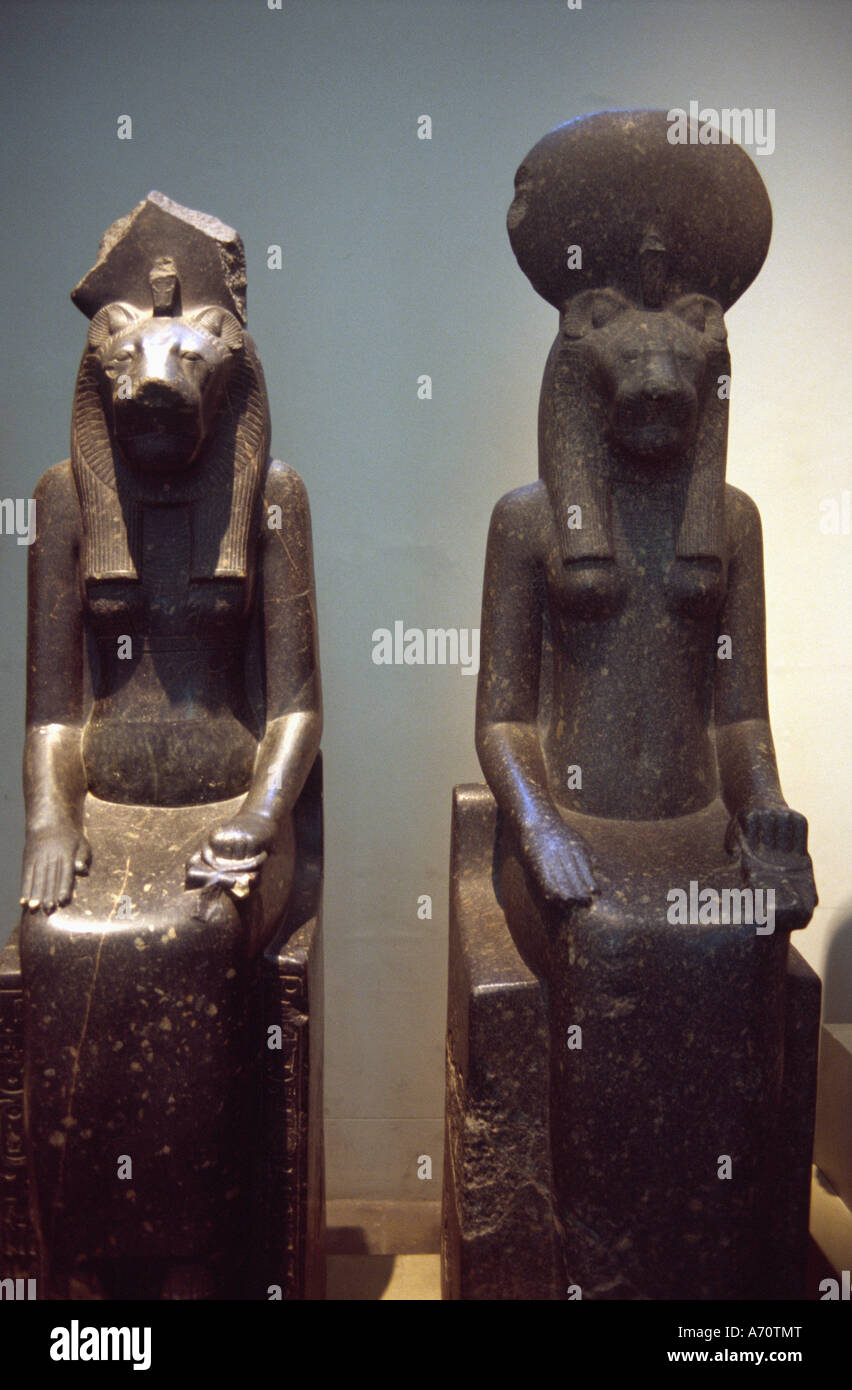 Egyptian sculptures in British Museum Stock Photo