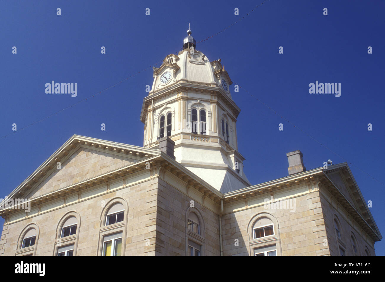 Madison county courthouse hi-res stock photography and images - Alamy