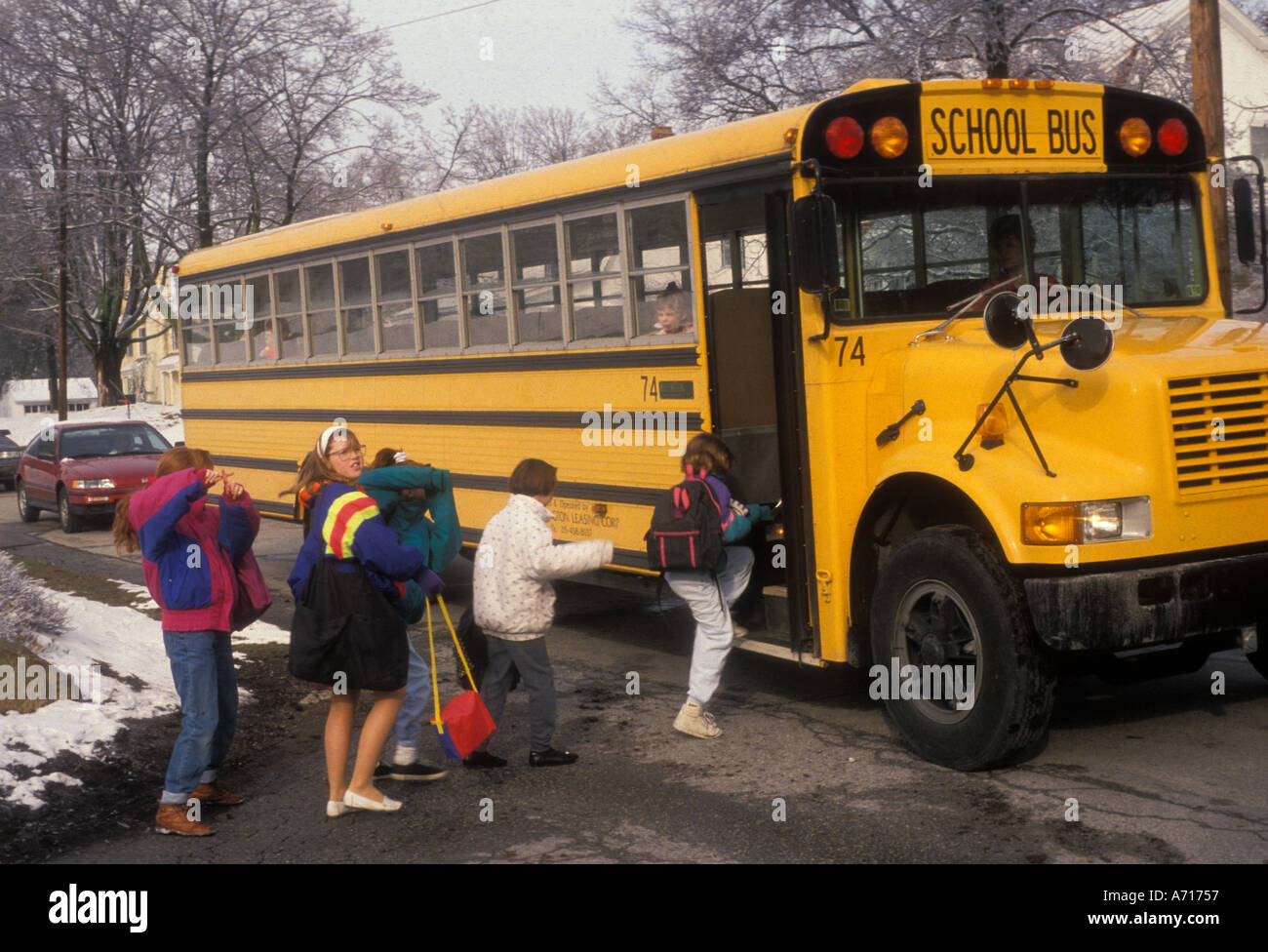 School bus usa children hires stock photography and images Alamy