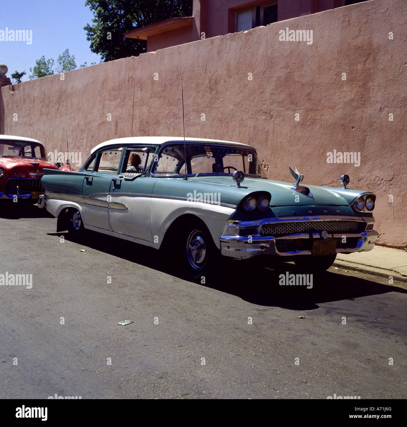 transport/transportation, cars, car models, Ford 'Fairline Victoria', 1957, Cuba 1980s, , Stock Photo