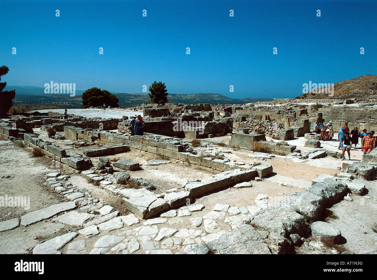 geography / travel, Greece, Crete, Phaistos, Minoan palace area, 20th - 14th century BC, new palace, built around 1600 BC, ruin, Phaestos, Phaestus, Festos, built shortly after 2000 BC, destroyed by fire, new building burned down approx. 1650 BC, antiquity, excavations, archaeology, tourists, historical, Minoans, twentieth, fourteenth, , Stock Photo