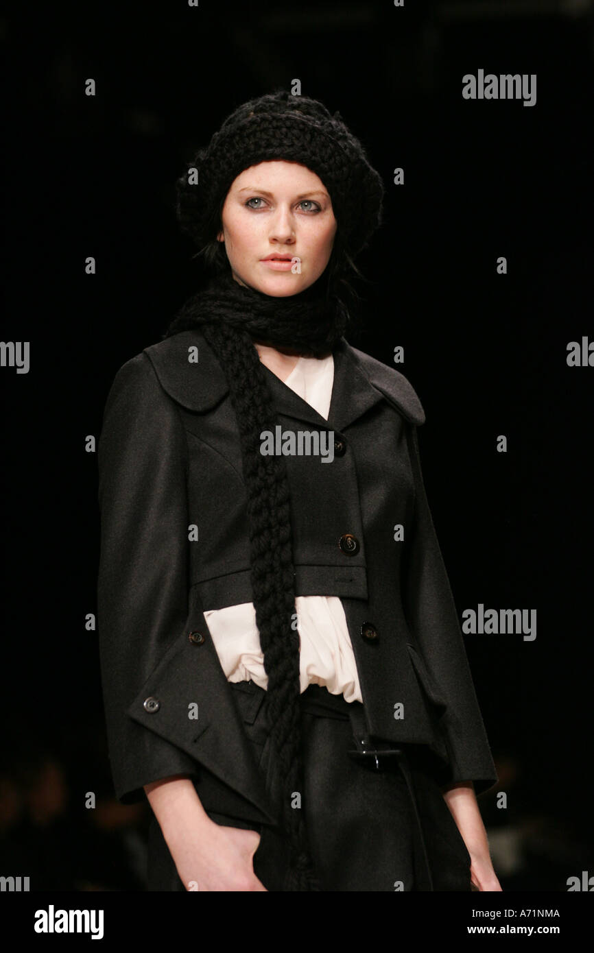 John rocha catwalk show hi-res stock photography and images - Alamy