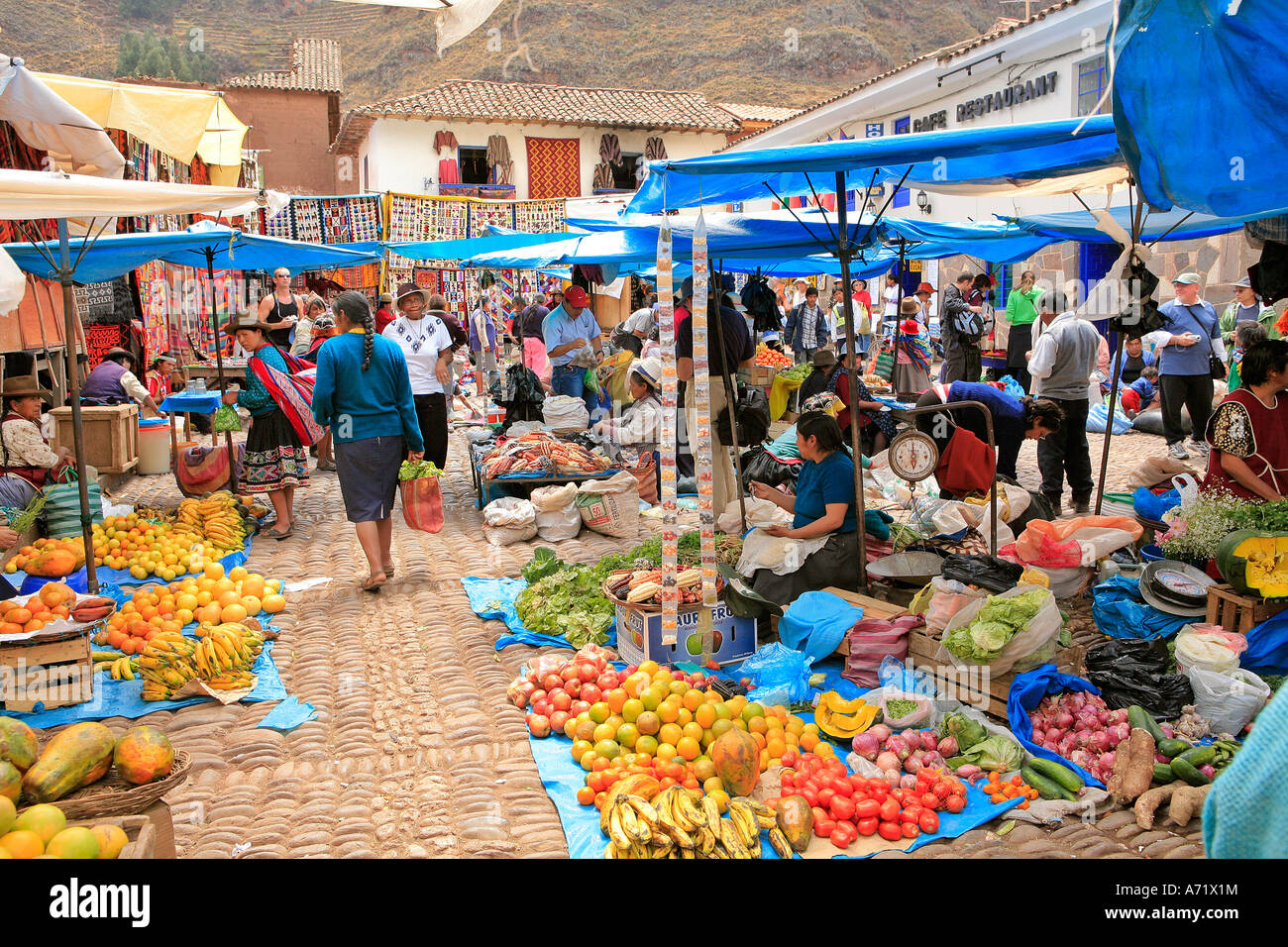 Market Pisac Peru Stock Photo
