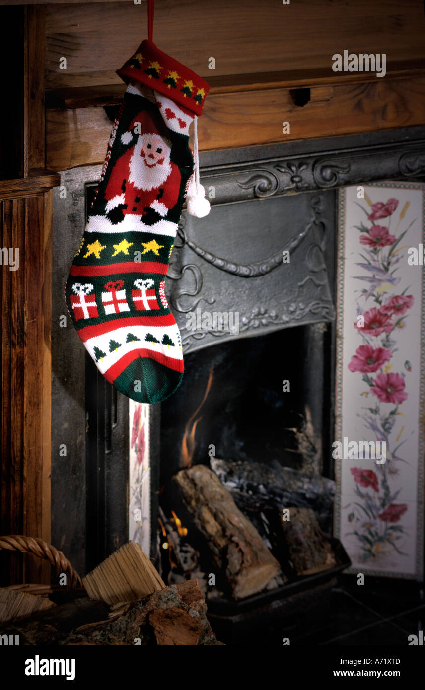 Victorian fireplace hi-res stock photography and images - Alamy