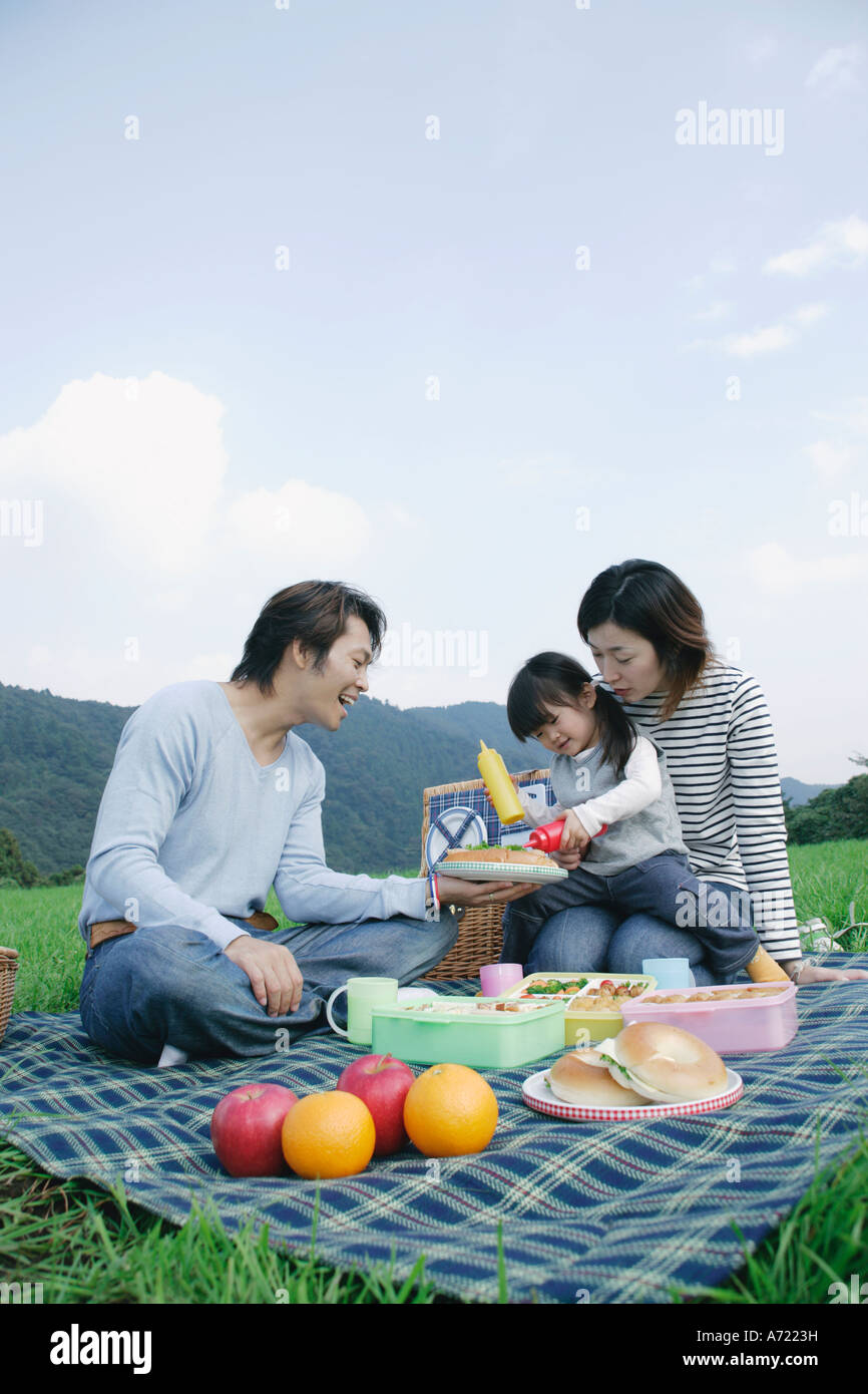 Asian family picnic fruit hi-res stock photography and images - Alamy