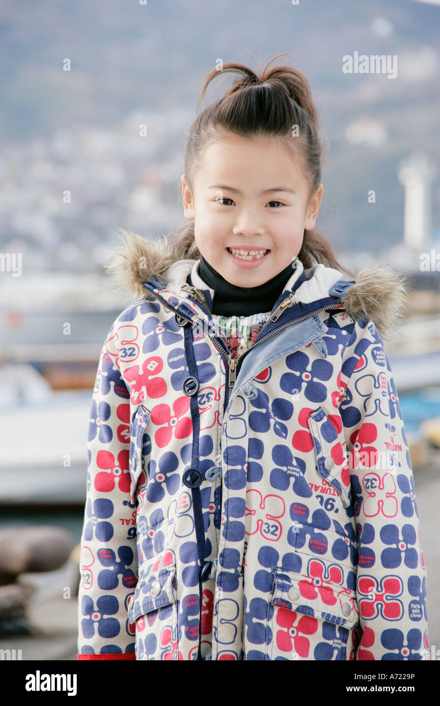 Portrait of a girl smiling Stock Photo - Alamy