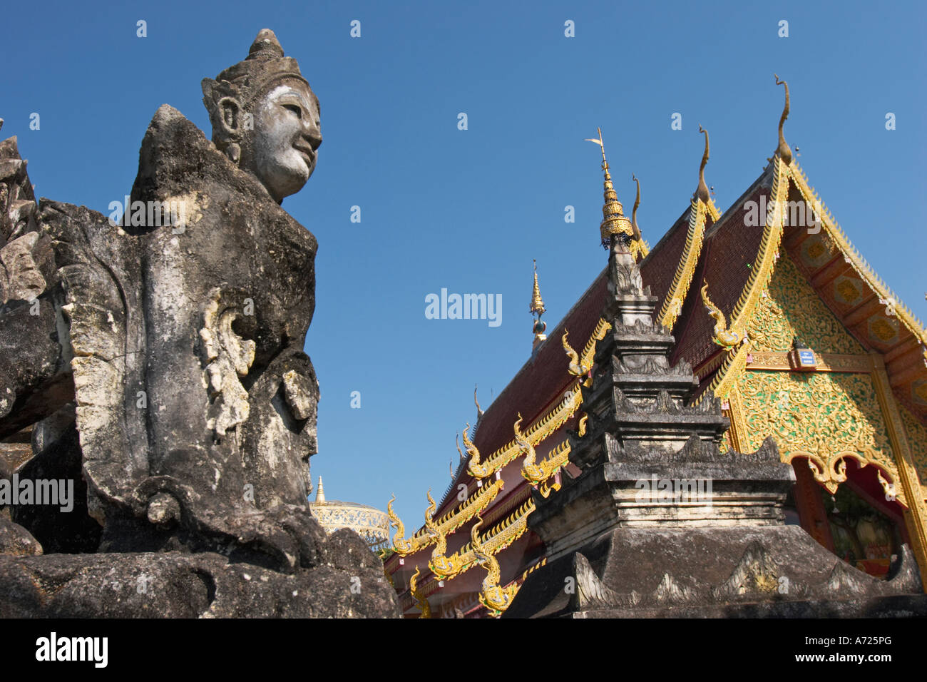 Chedi guardian at Wat Chetawan. Chiang Mai, Thailand Stock Photo - Alamy