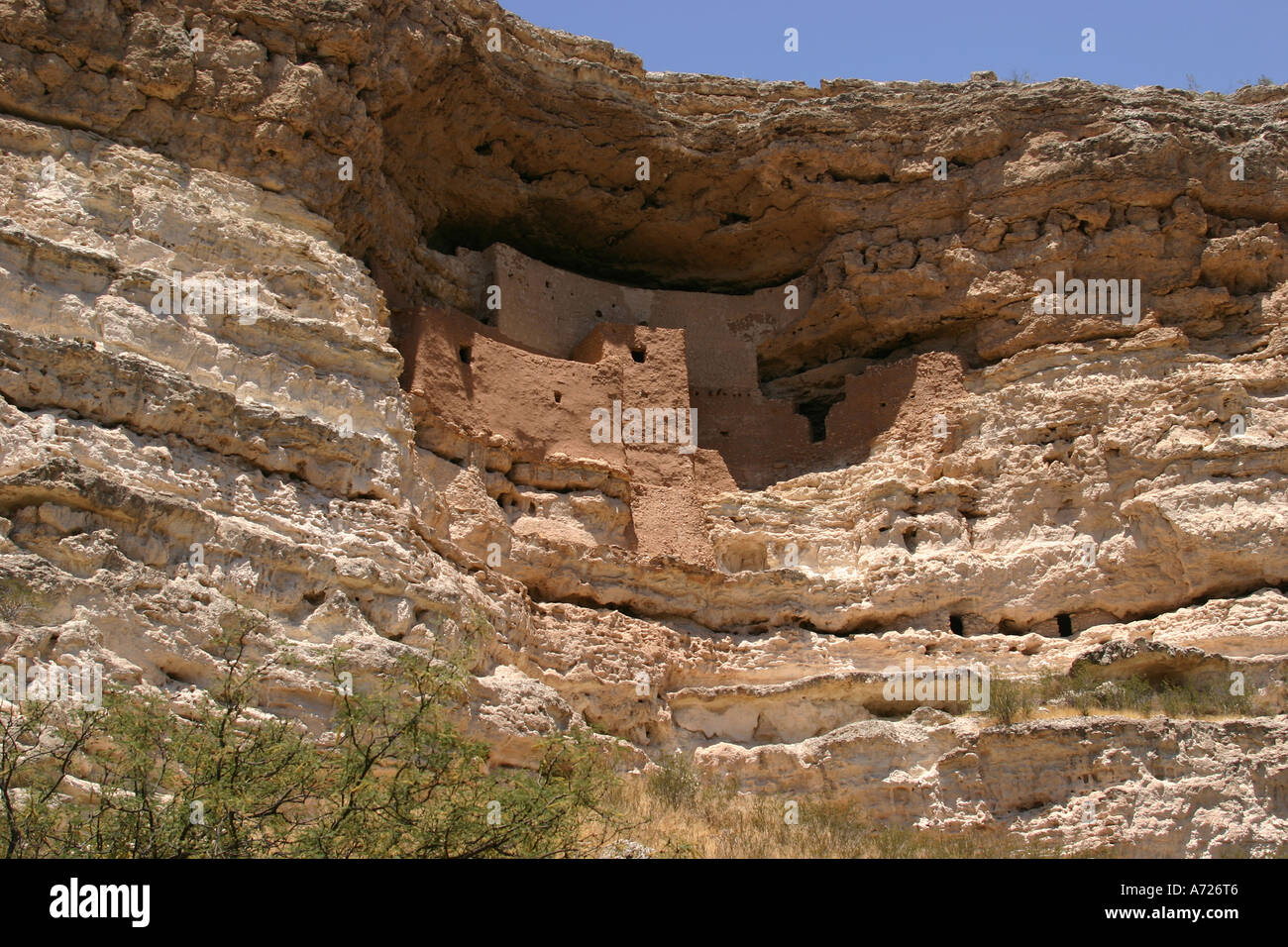 Montezumas castle hires stock photography and images Alamy
