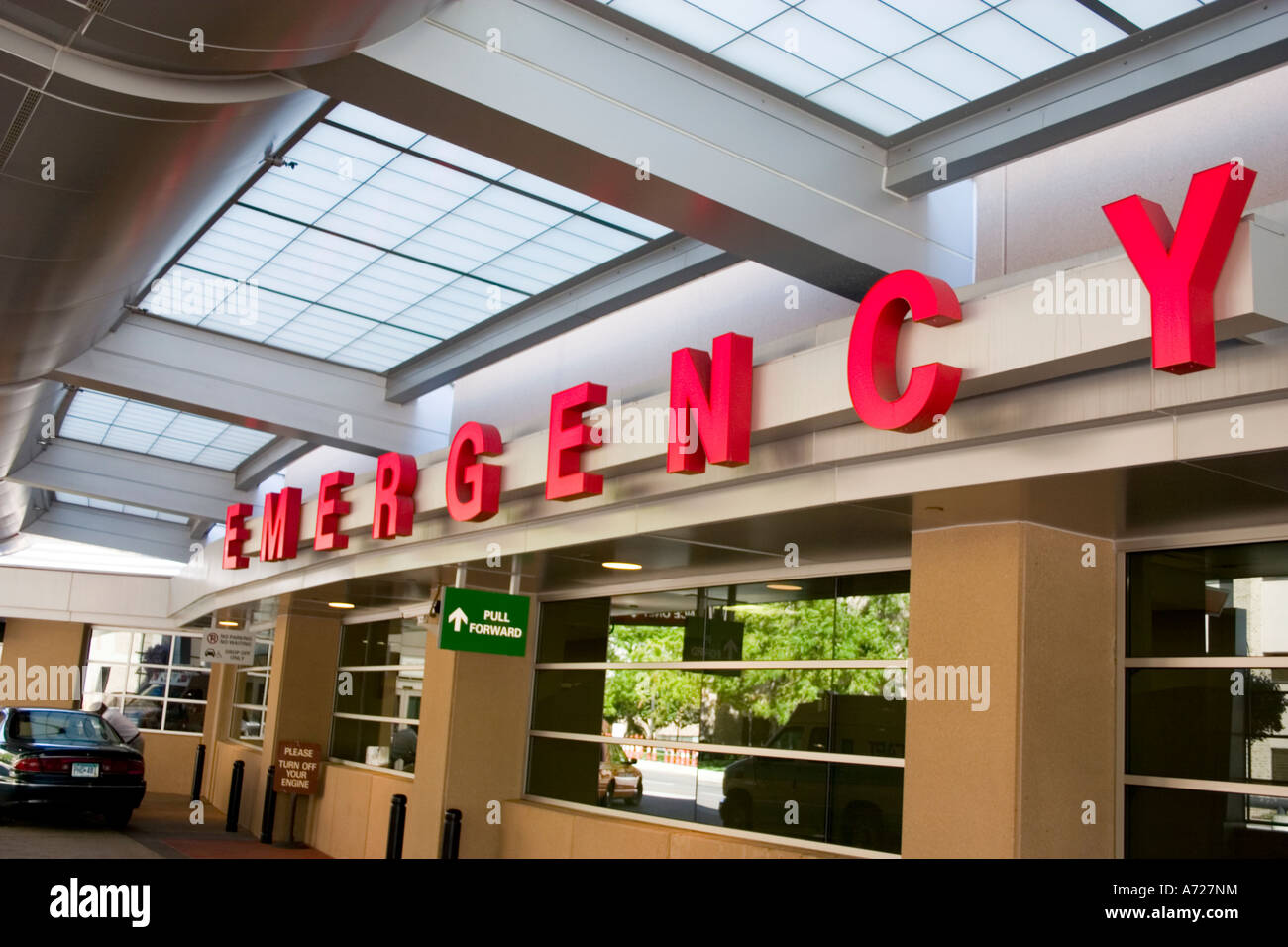 Emergency entrance. North Memorial Hospital Robbinsdale Minnesota USA