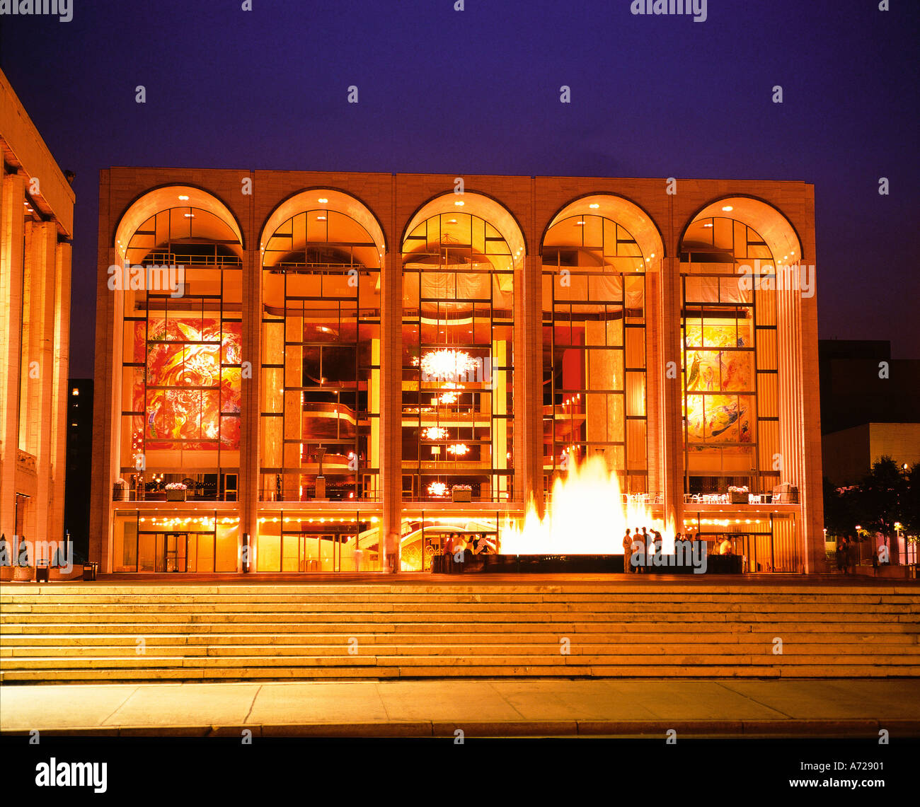Lincoln Center Metropolitan Opera House New York City Stock Photo Alamy lincoln-center-metropolitan-opera-house-new-york-city-stock-photo-alamy
