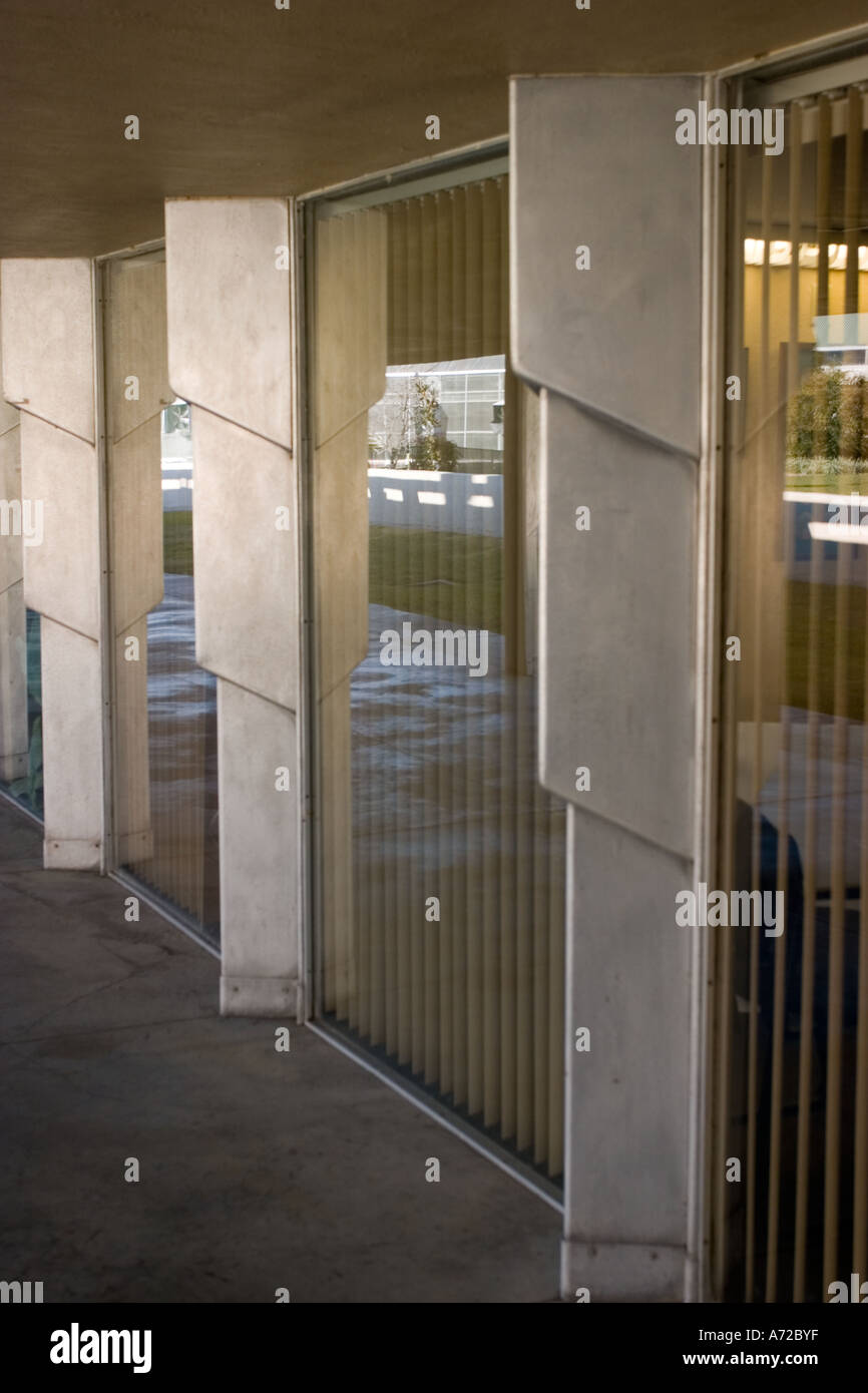 Aluminum clad columns Polk County Science Building designed by Frank ...