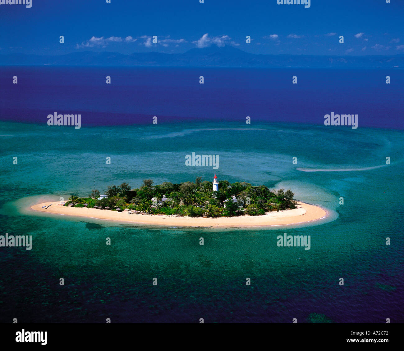 Lighthouse at Low Isles Coral Island Great Barrier Reef Queensland Australia Stock Photo Alamy