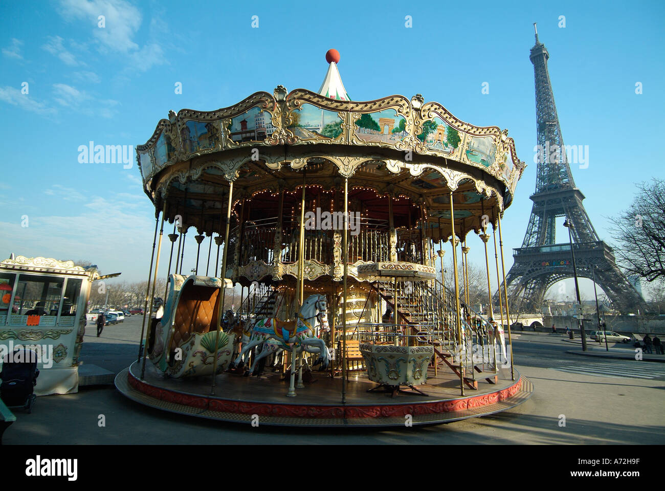 Paris fairground ride hi-res stock photography and images - Alamy