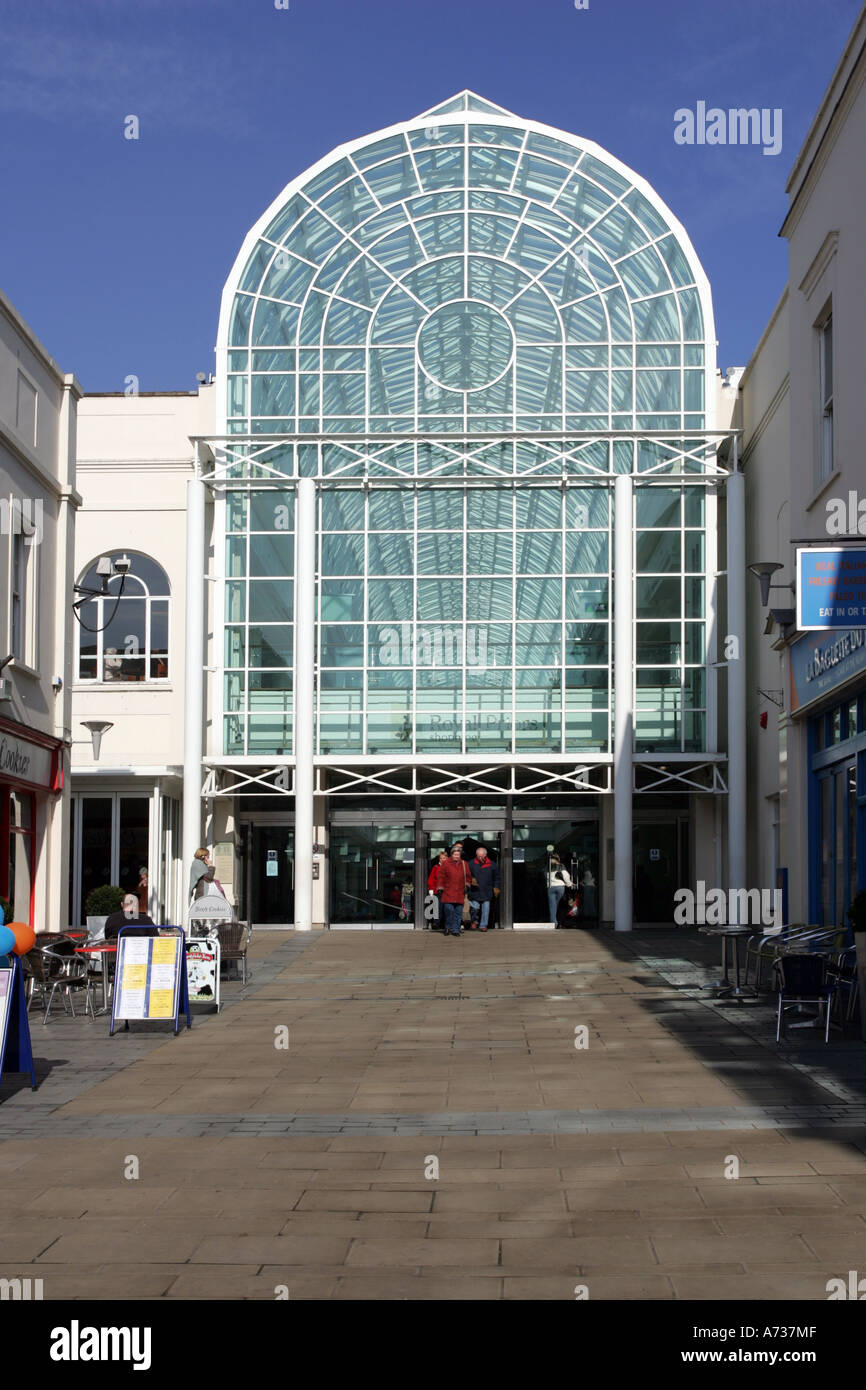 Exterior of the Royal Priors shopping Centre in Leamington Spa