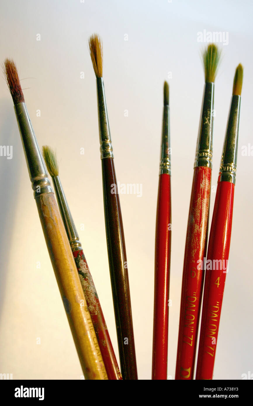 Paint brushes artist hi-res stock photography and images - Alamy