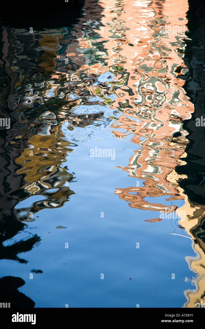Reflections in Venice canal Stock Photo - Alamy