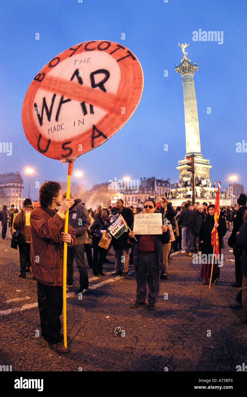 Demonstration europe france paris placard politics hi-res stock ...