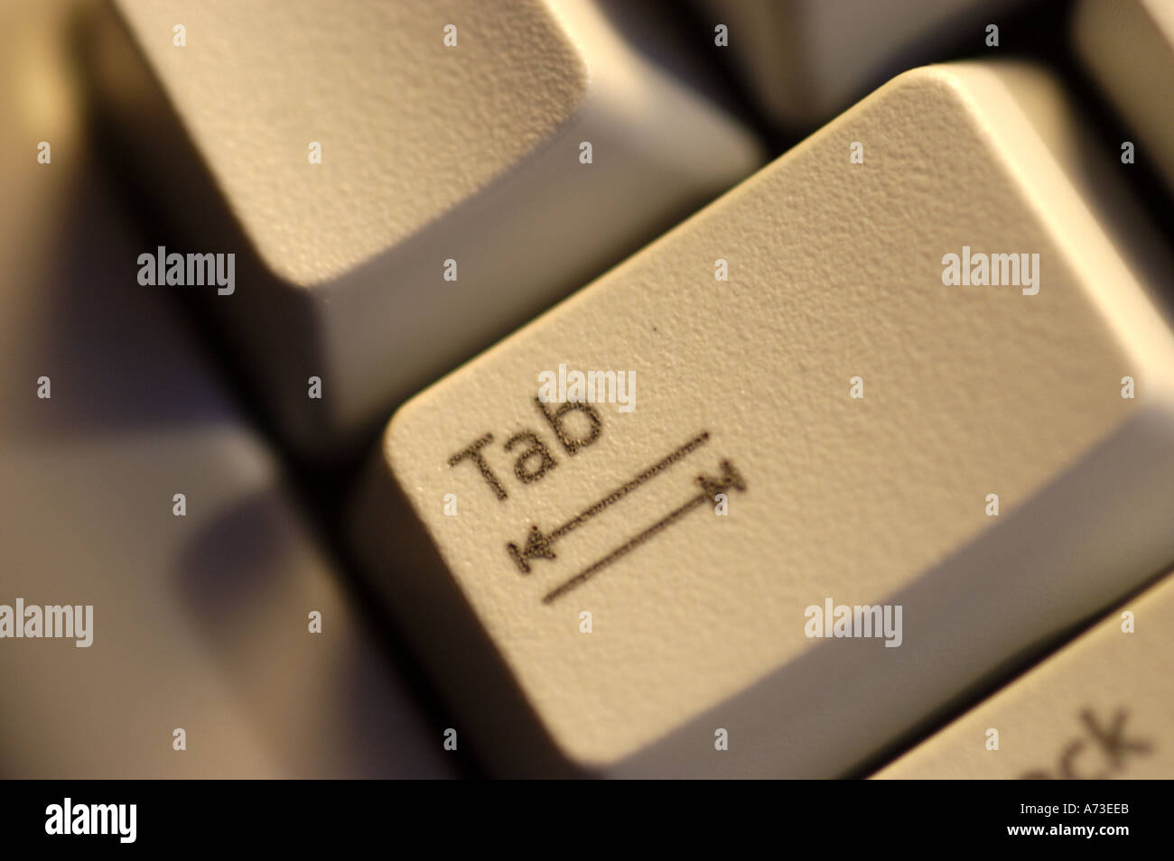Tab button keyboard computer cream arrows horizontal Stock Photo Alamy