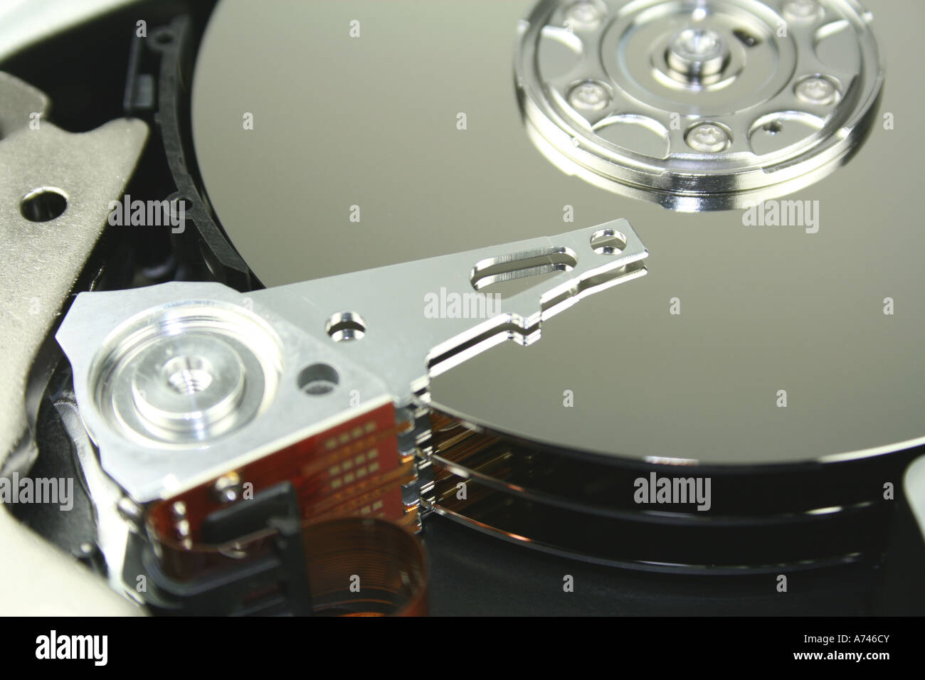 Inside of computer hard disc drive and read/write heads Stock Photo Alamy