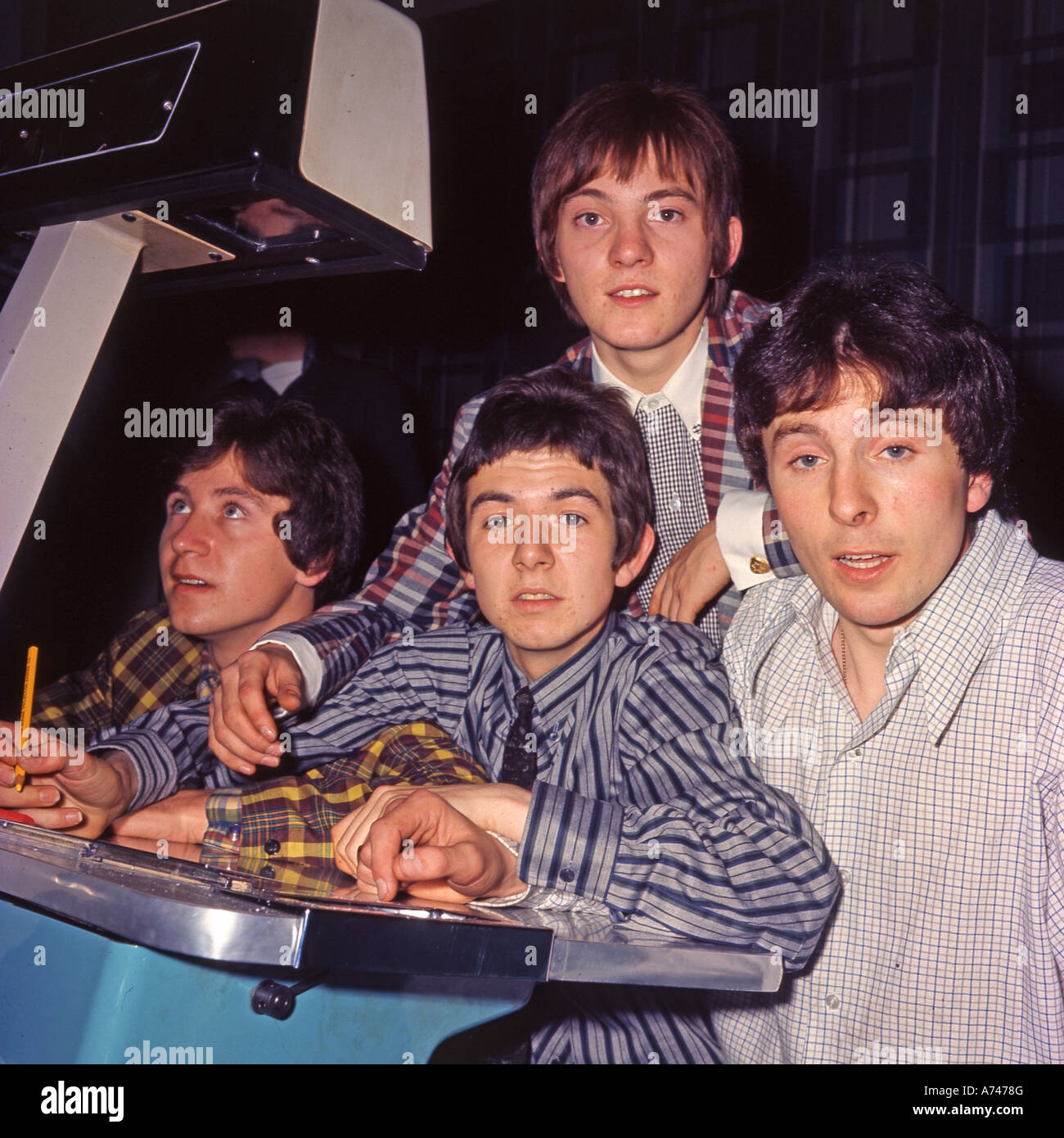 SMALL FACES UK pop group in 1965. From l: Kenny Jones, Ronnie Lane, Steve Marriott and Jimmy Winston who later left the group Stock Photo