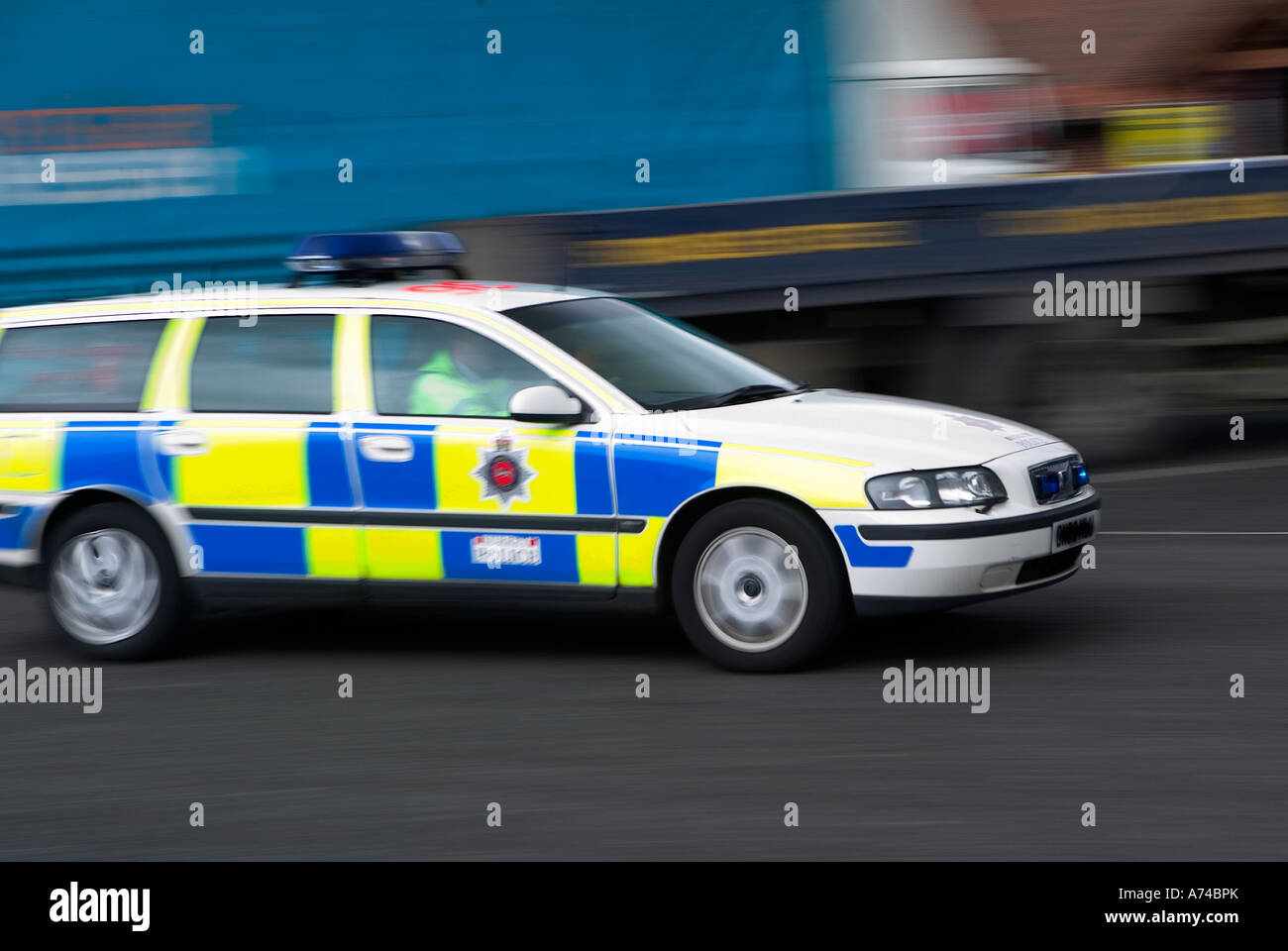 Police car chase hi-res stock photography and images - Alamy