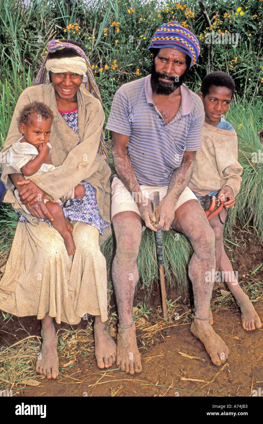 Papua New Guinea, Mt. Hagen, Village family in the highlands. Stock Photo