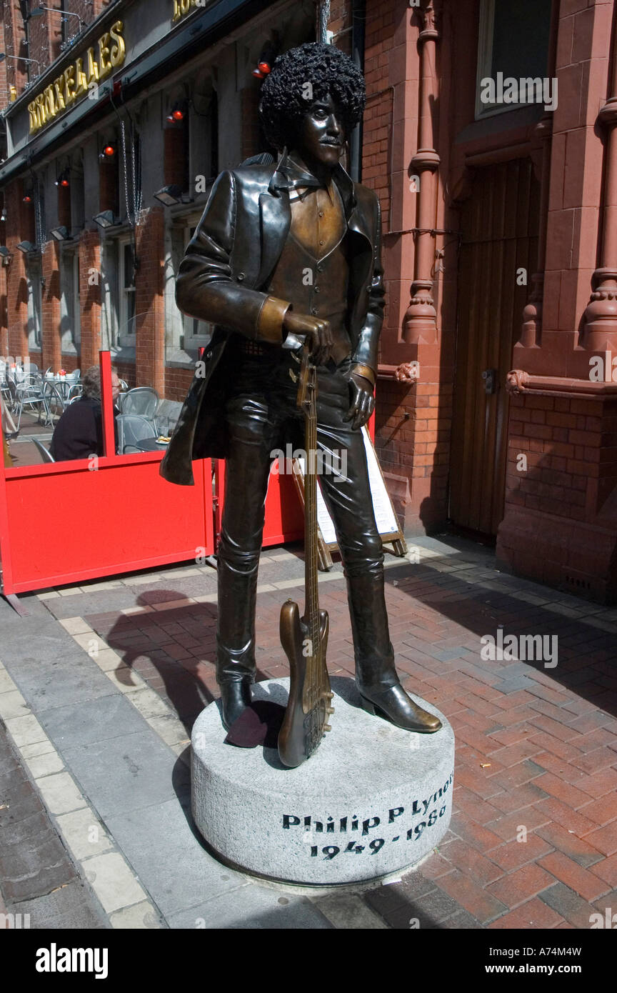 IRELAND Dublin Phil Lynott statue Stock Photo Alamy