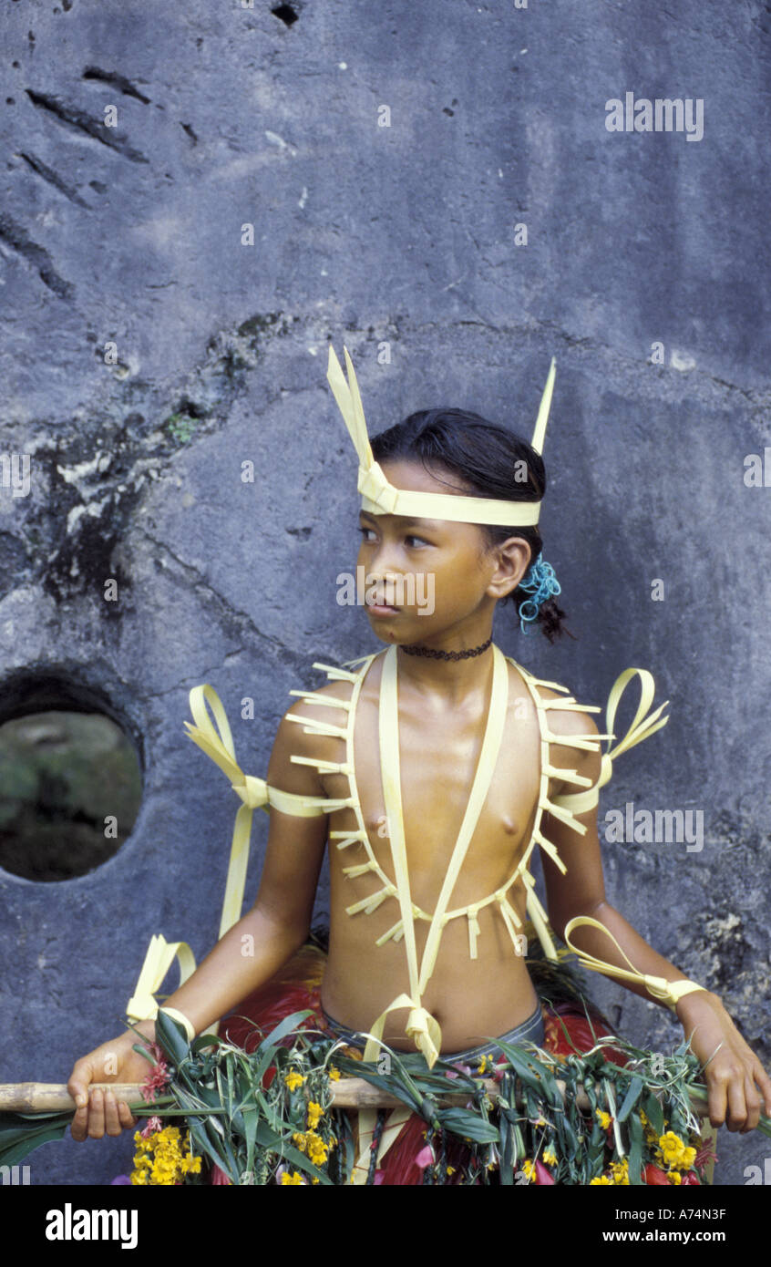 Asia, Micronesia, Yap. Keday Village. Young girl in tradtional dance costume Stock Photo