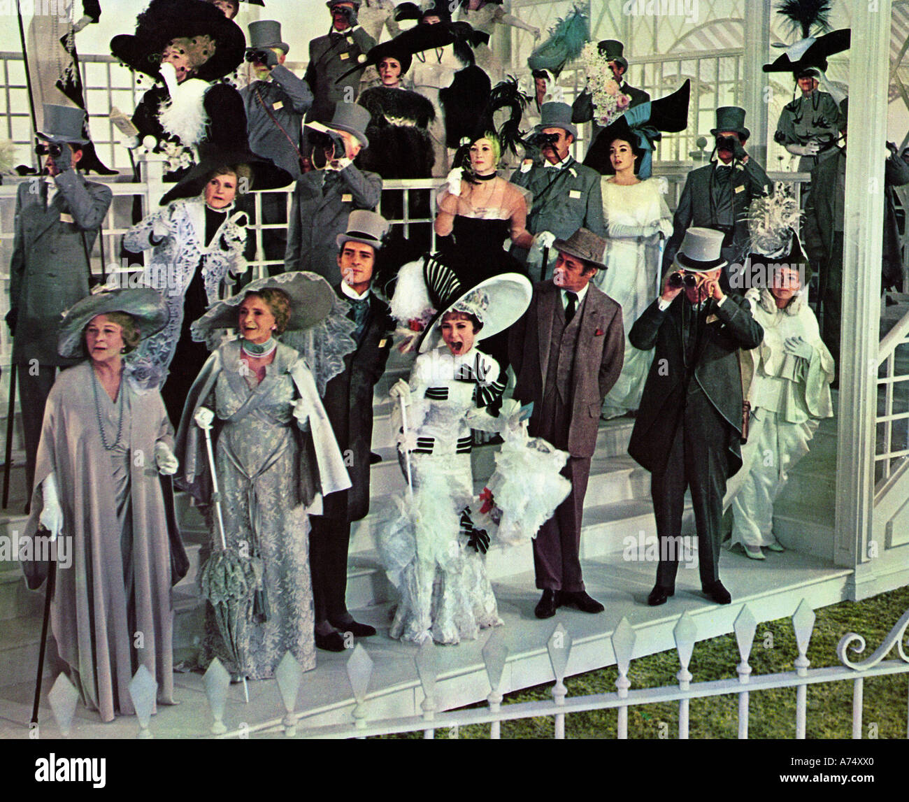 https://c8.alamy.com/comp/A74XX0/my-fair-lady-1964-cbswarner-film-with-audrey-hepburn-A74XX0.jpg