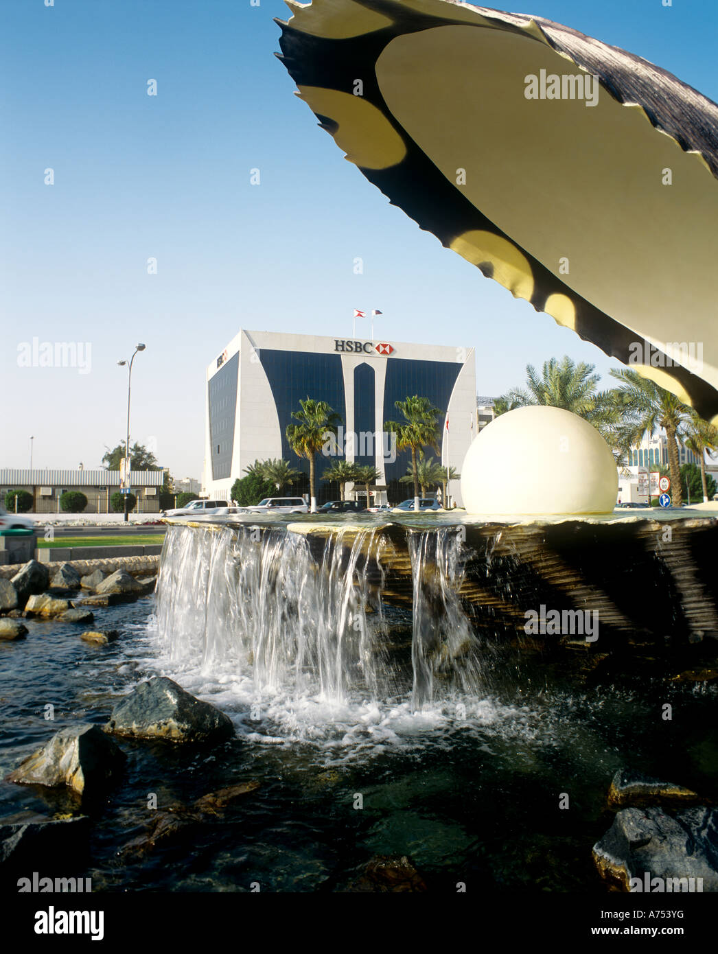 PEARL STATUE IN DOHA QATAR Stock Photo Alamy