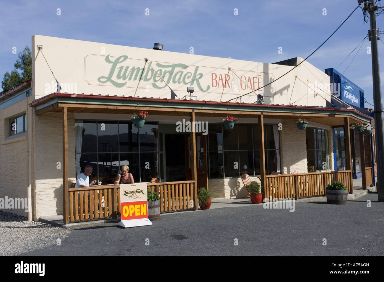 Quakerfield hires stock photography and images Alamy